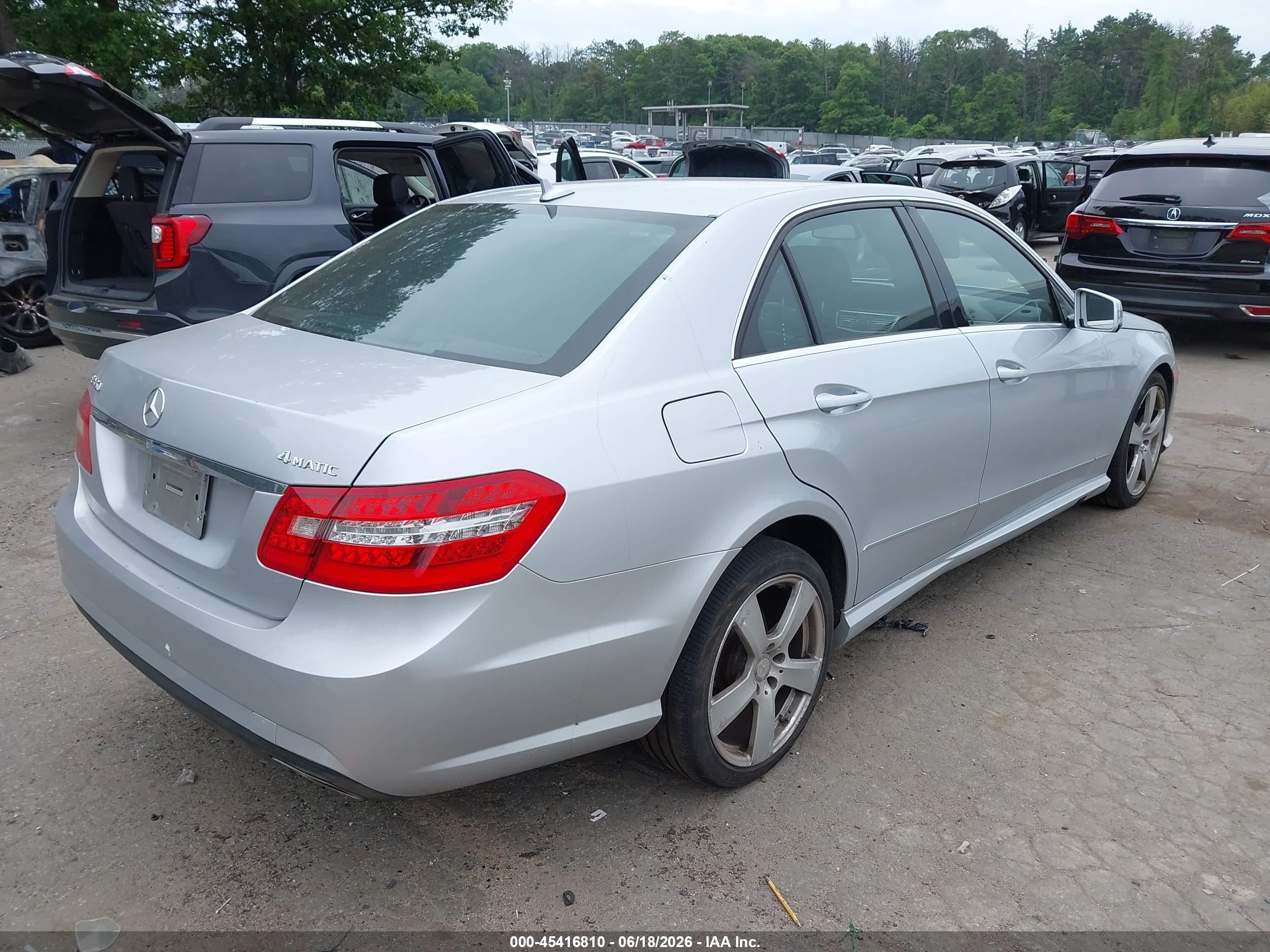 2010 Mercedes-benz E 350 4matic Silver vin: WDDHF8HB6AA197490