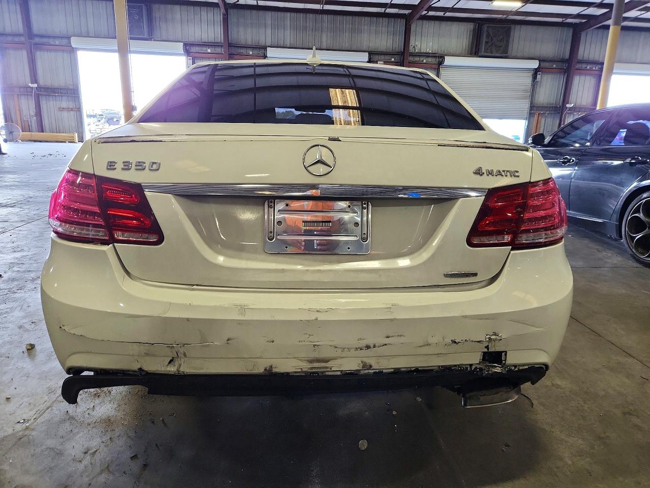2011 Mercedes-benz E 350 4matic White vin: WDDHF8HB6BA434951