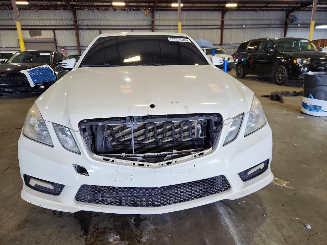 2011 Mercedes-benz E 350 4matic White vin: WDDHF8HB6BA434951