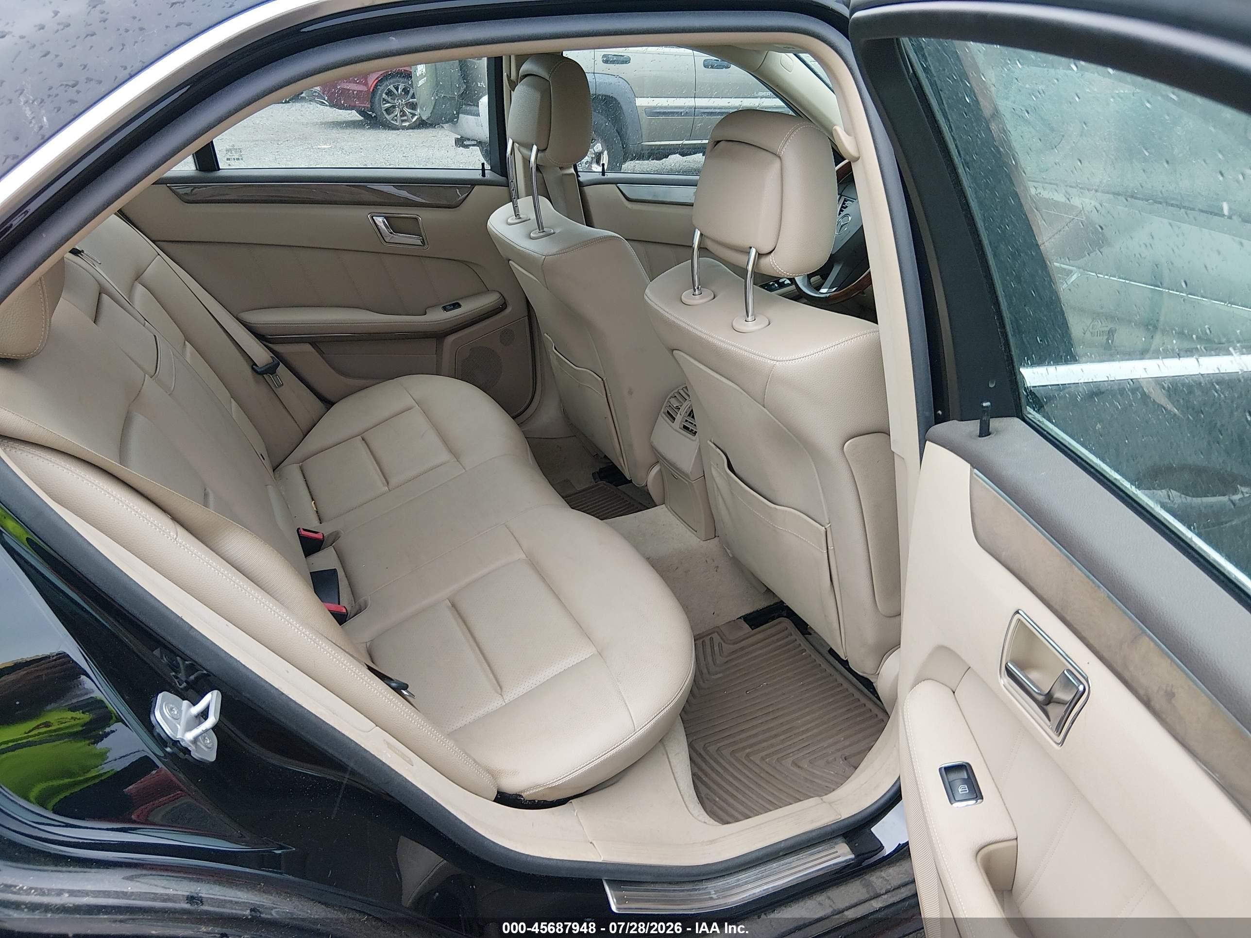 2010 Mercedes-benz E 350 4matic Black vin: WDDHF8HB7AA056850