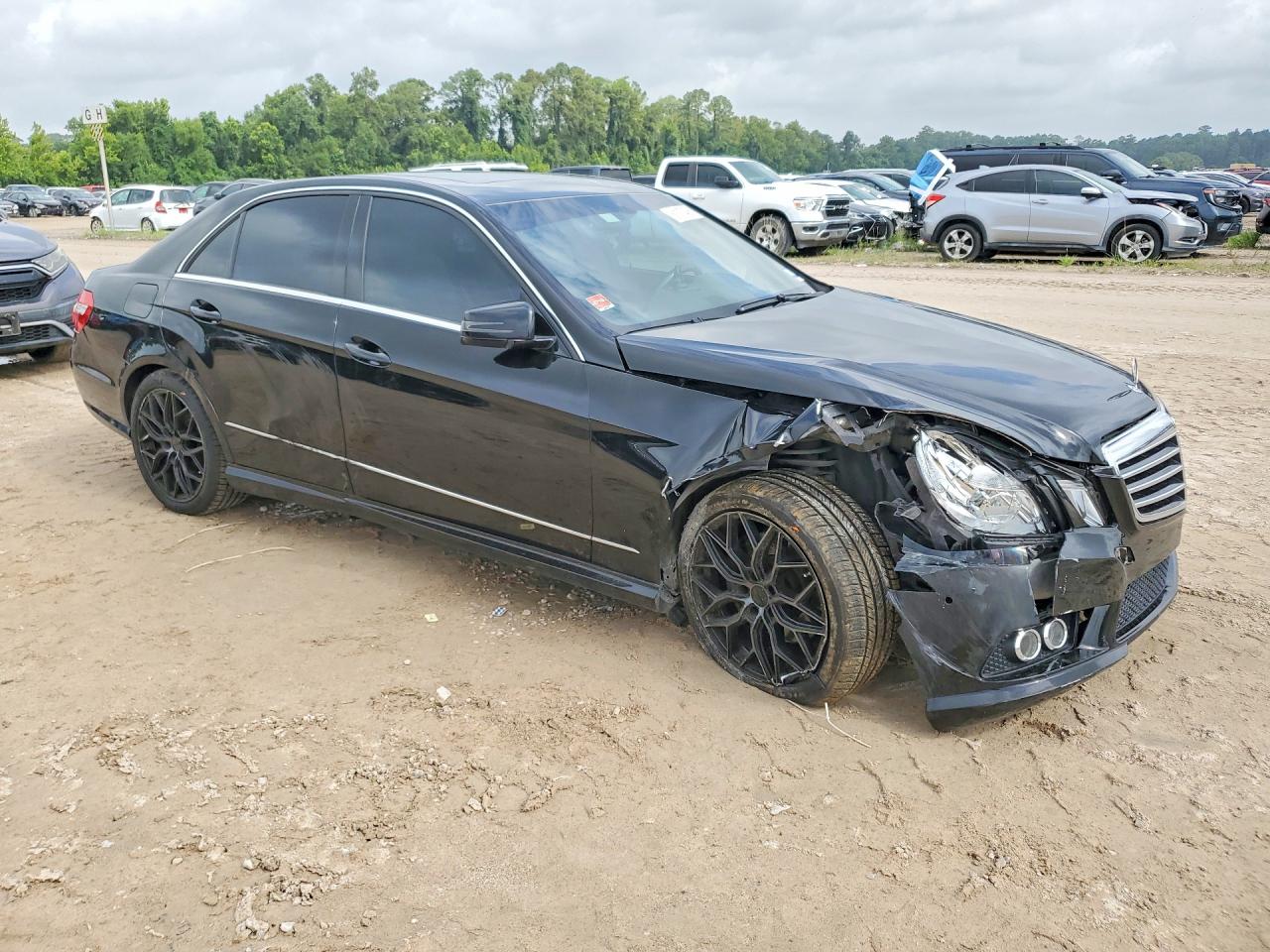 2010 Mercedes-benz E 350 4matic Черный vin: WDDHF8HB7AA085801