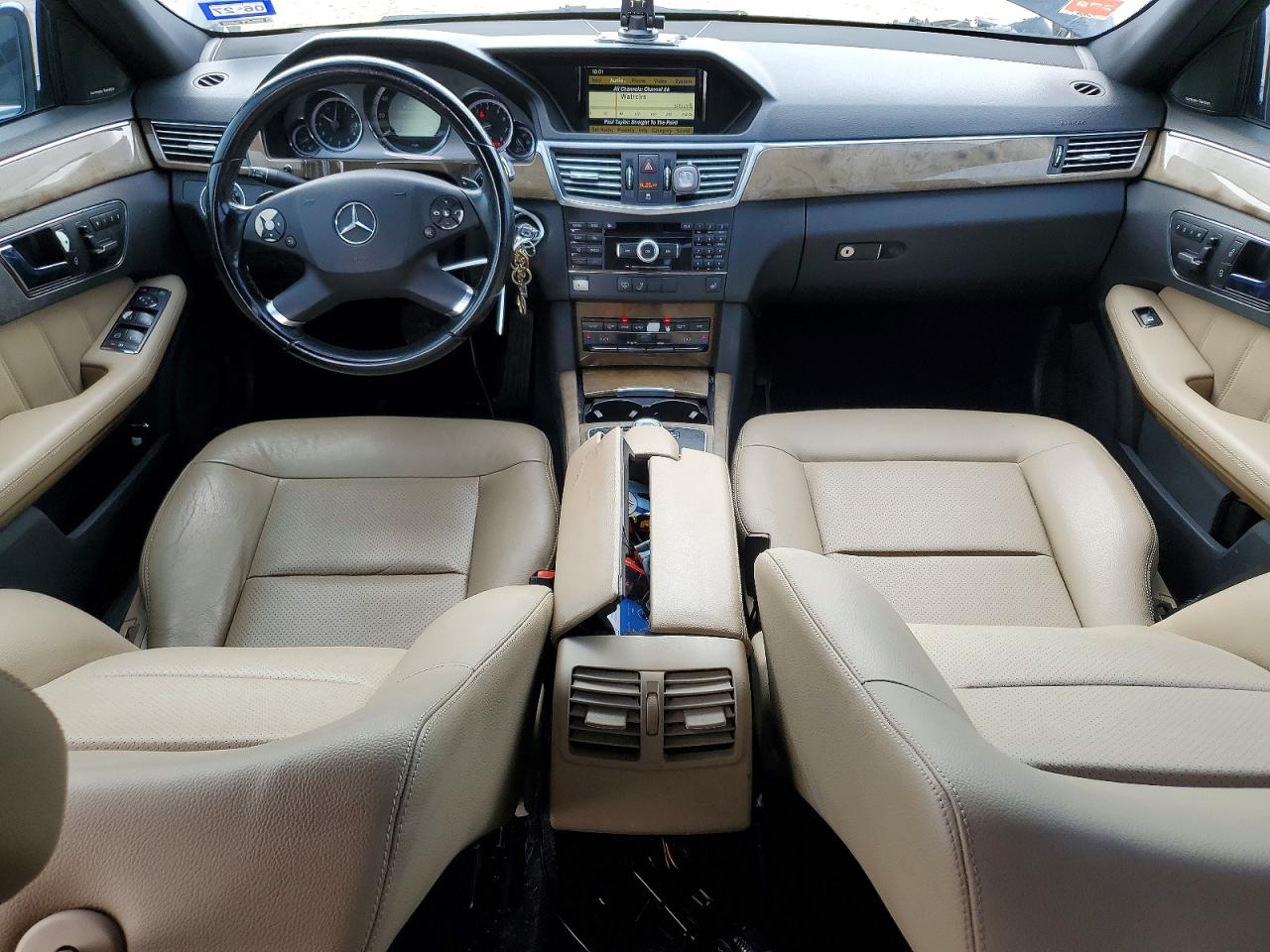 2010 Mercedes-benz E 350 4matic Черный vin: WDDHF8HB7AA085801