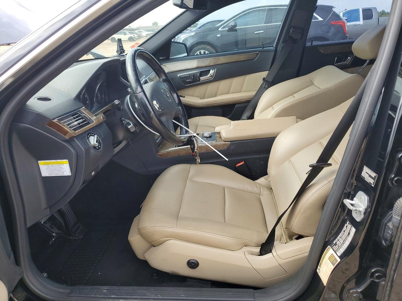 2010 Mercedes-benz E 350 4matic Черный vin: WDDHF8HB7AA085801