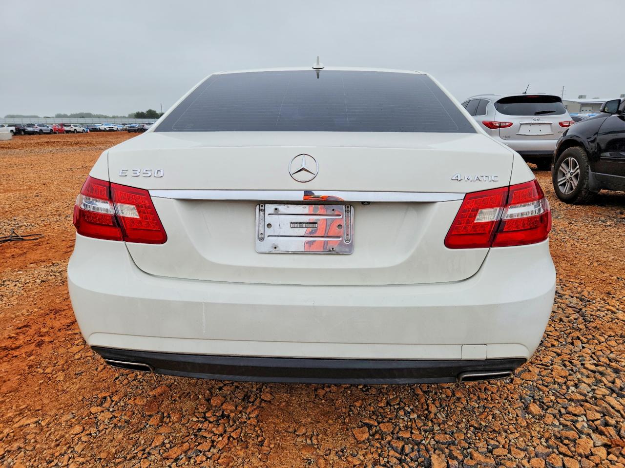 2010 Mercedes-benz E 350 4matic Белый vin: WDDHF8HB7AA169911