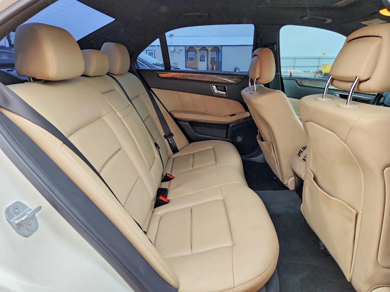 2010 Mercedes-benz E 350 4matic Белый vin: WDDHF8HB7AA169911