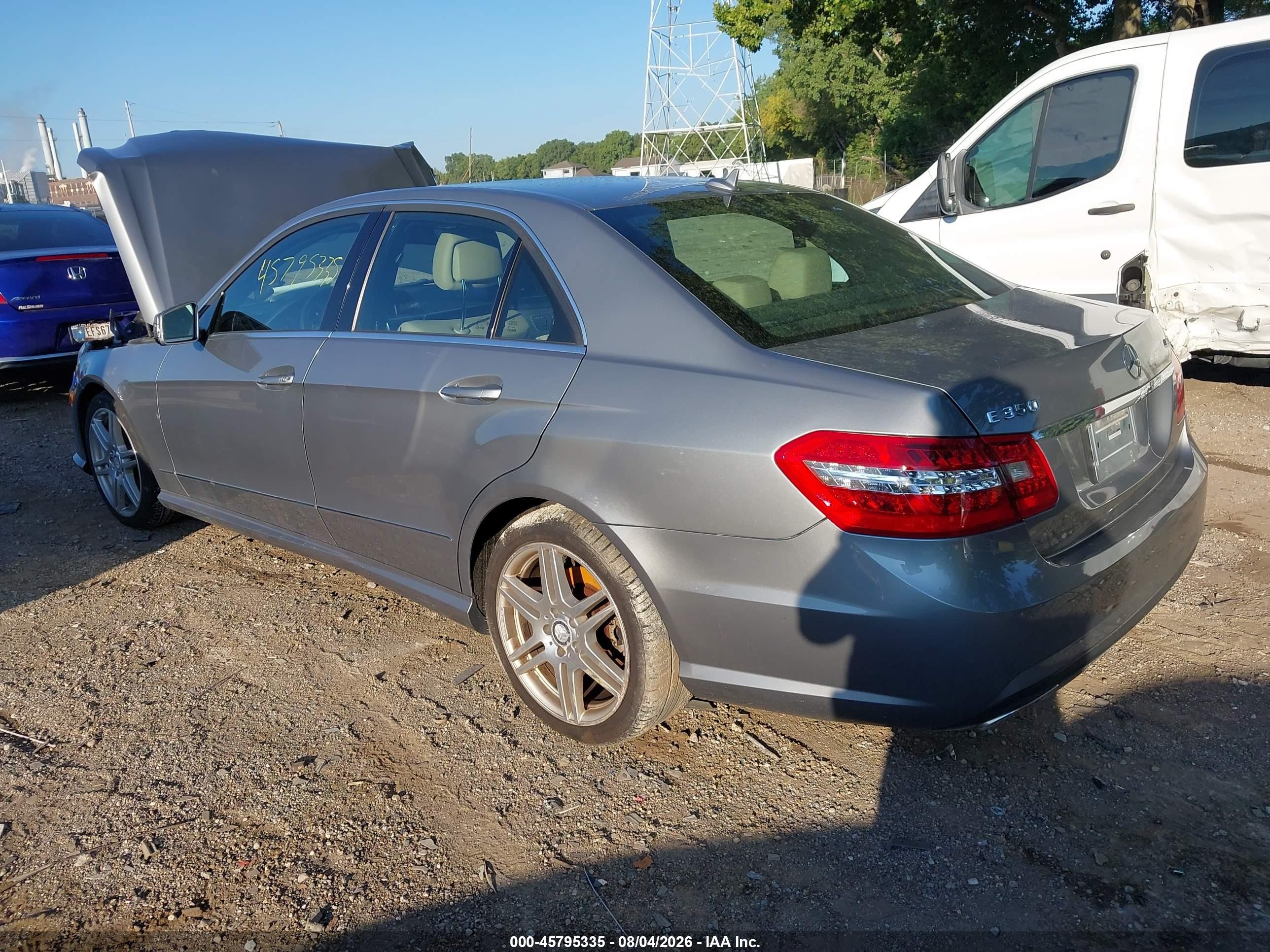 2010 Mercedes-benz E 350 4matic Gray vin: WDDHF8HB7AA220209