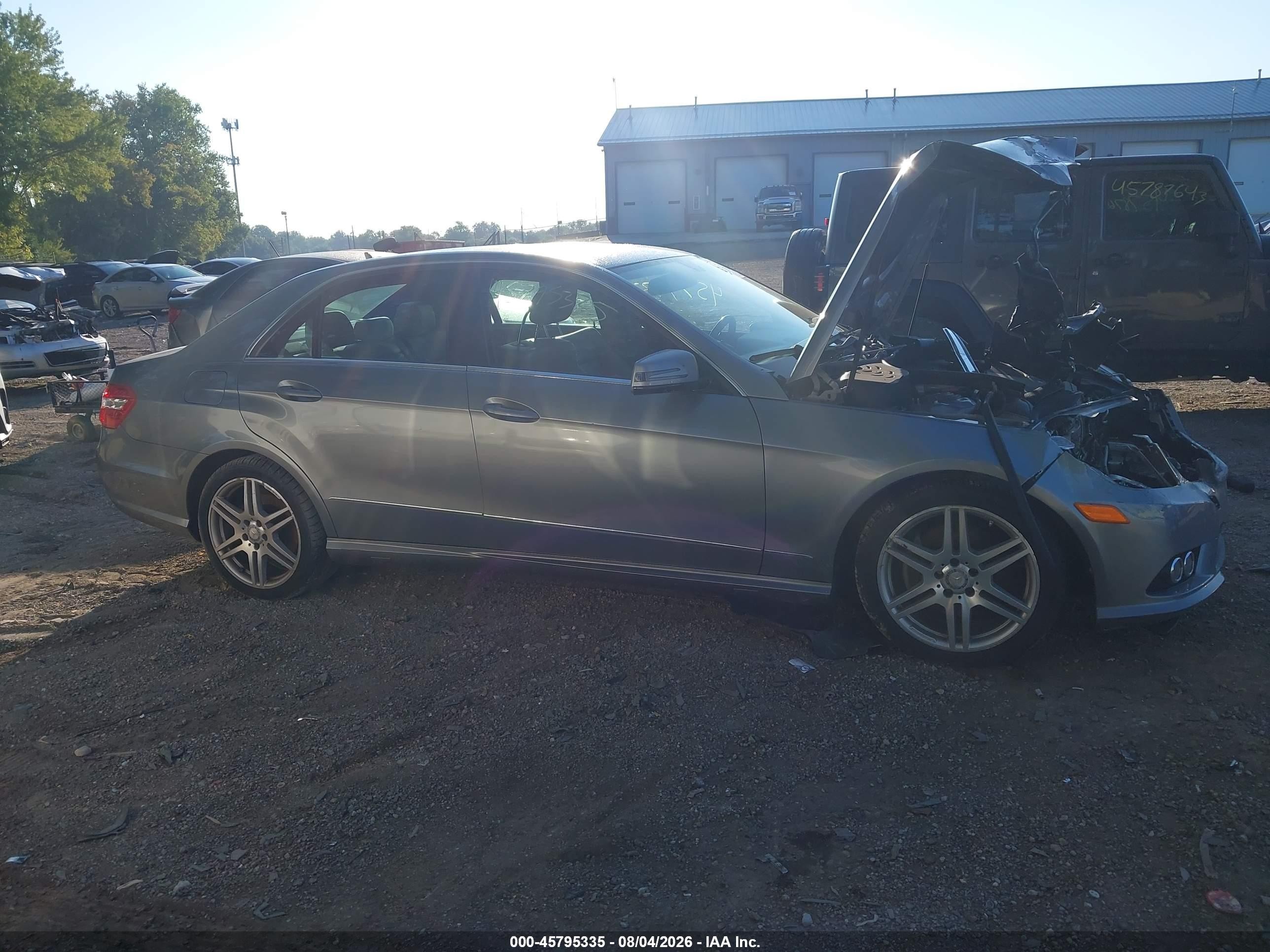 2010 Mercedes-benz E 350 4matic Gray vin: WDDHF8HB7AA220209
