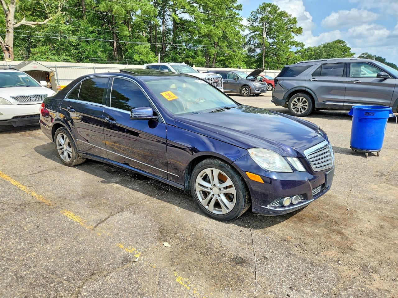 2011 Mercedes-benz E 350 4matic Blue vin: WDDHF8HB7BA282307