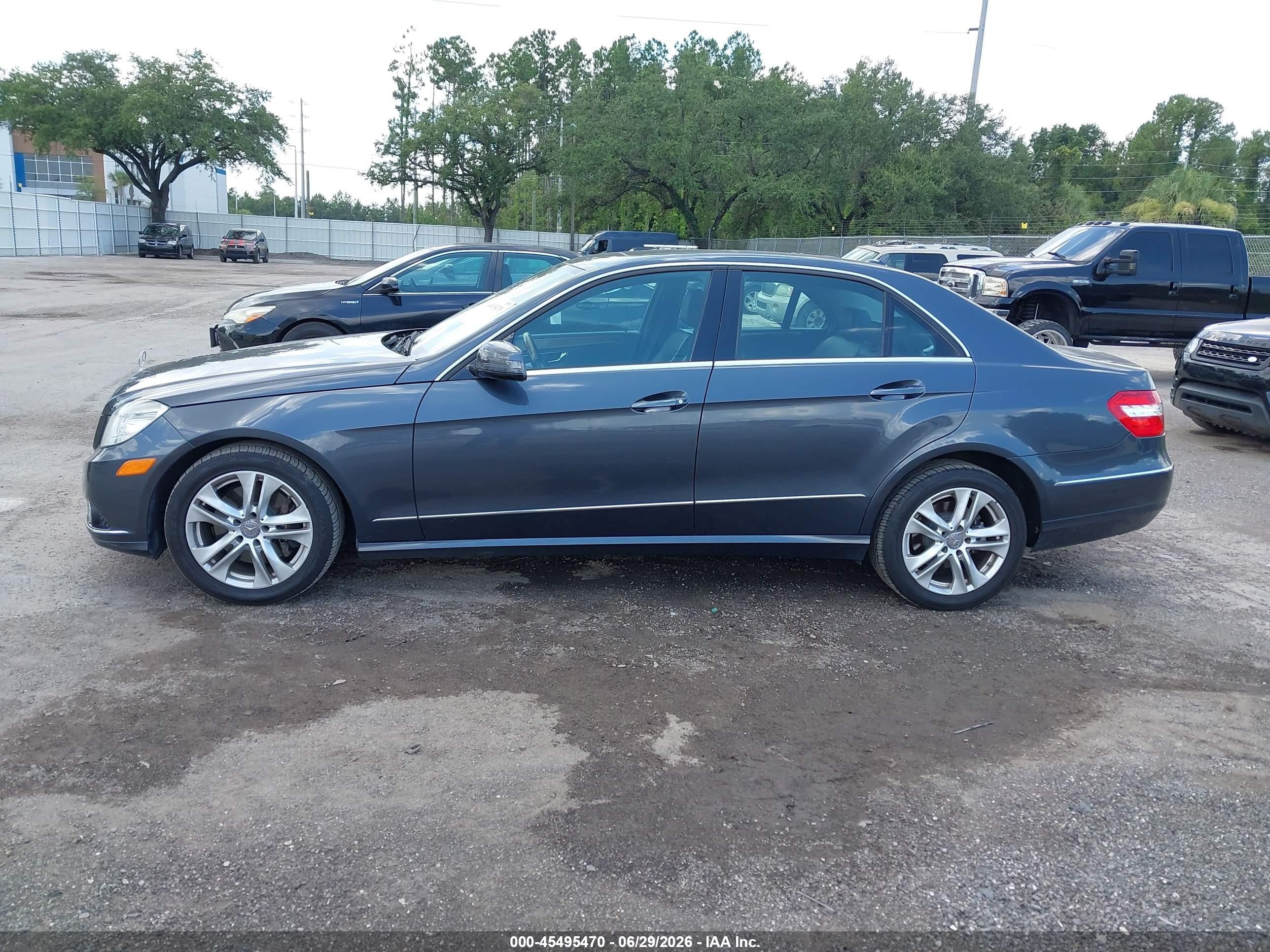 2011 Mercedes-benz E 350 4matic Gray vin: WDDHF8HB7BA325592