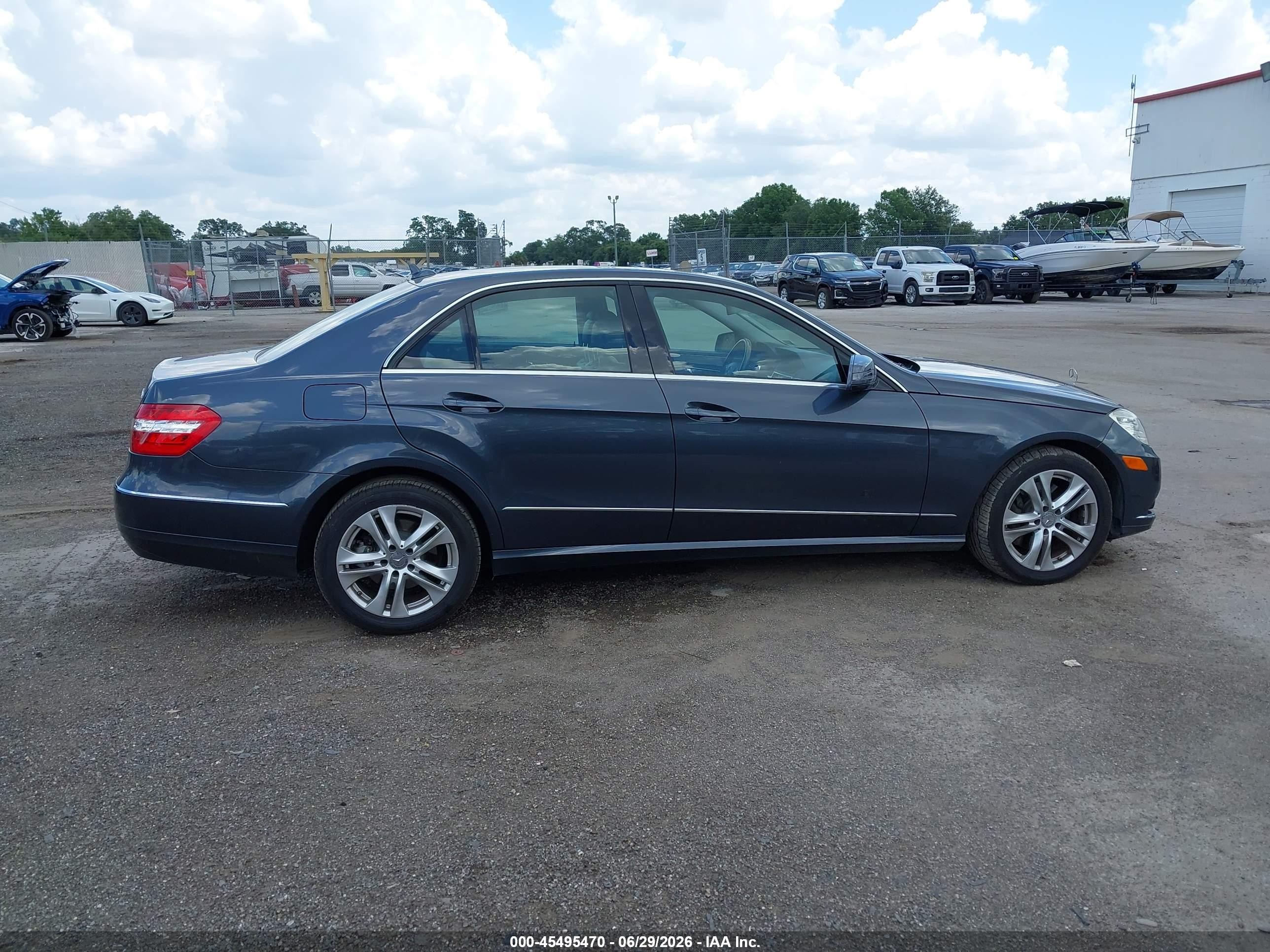 2011 Mercedes-benz E 350 4matic Gray vin: WDDHF8HB7BA325592