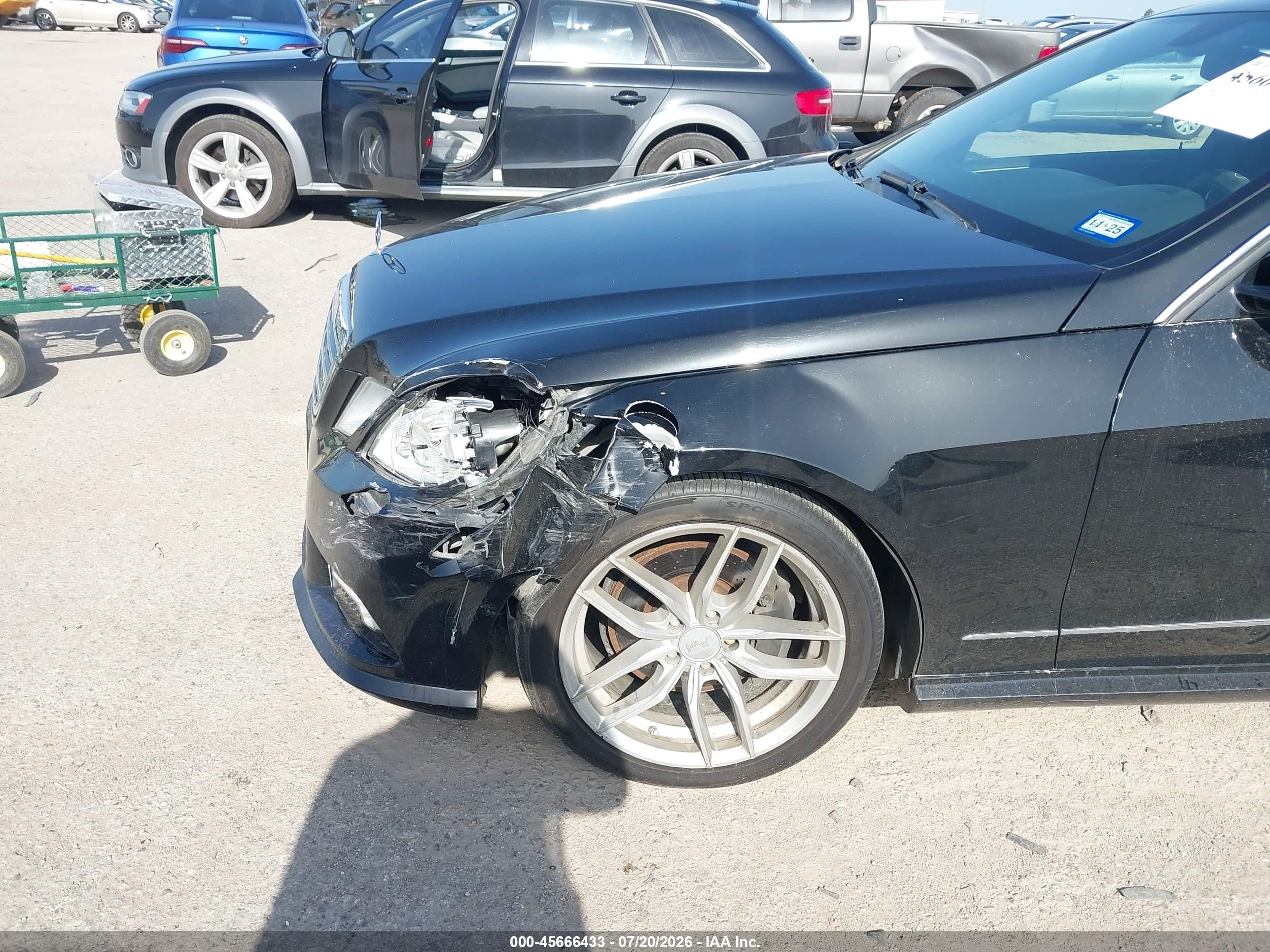 2011 Mercedes-benz E 350 4matic Черный vin: WDDHF8HB7BA356485