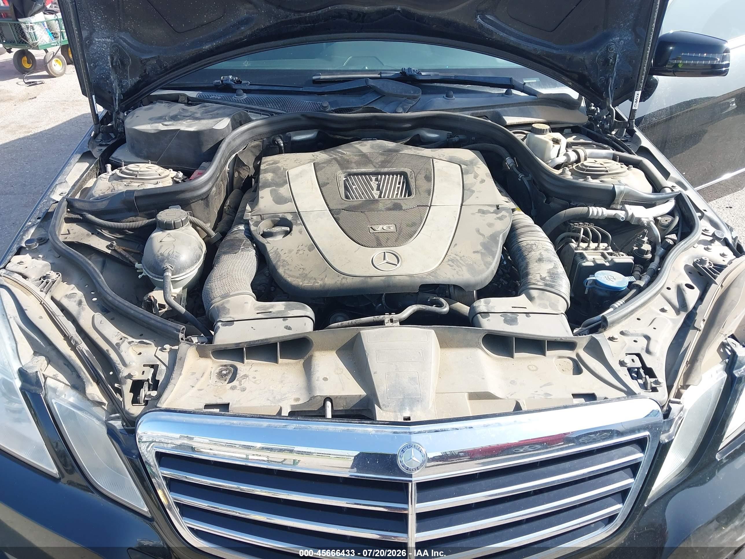 2011 Mercedes-benz E 350 4matic Черный vin: WDDHF8HB7BA356485
