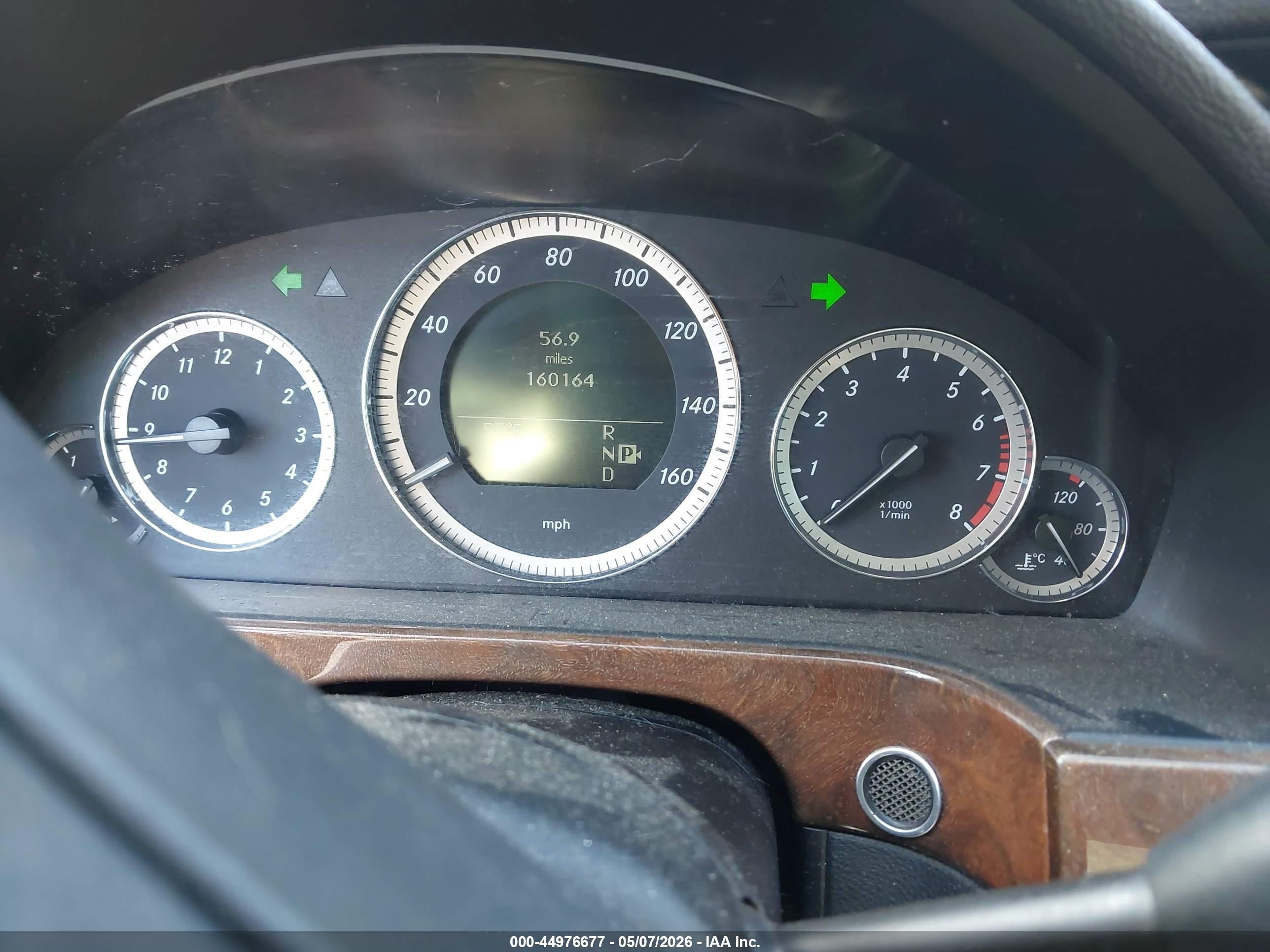 2011 Mercedes-benz E 350 4matic Серый vin: WDDHF8HB7BA367020