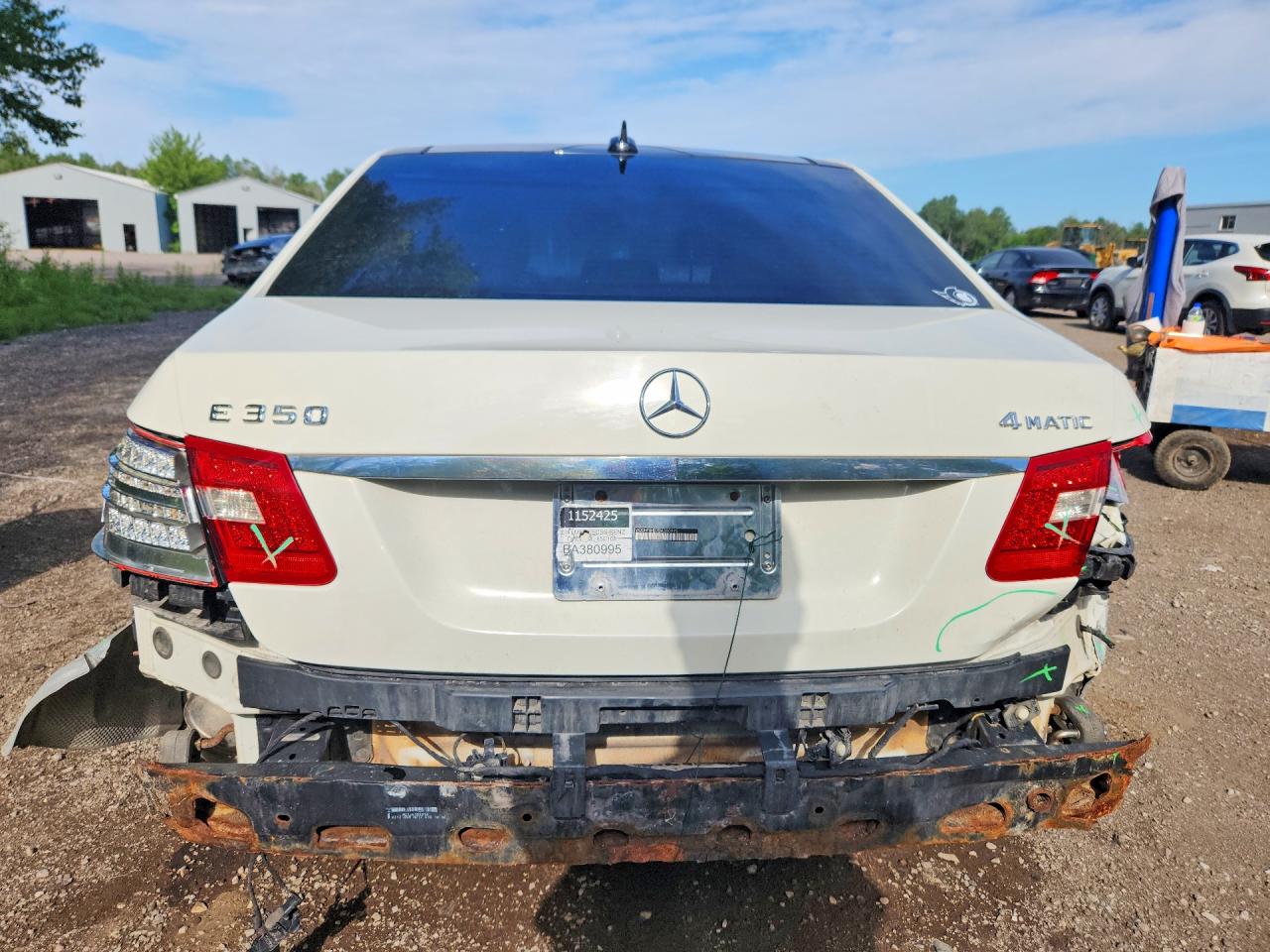 2011 Mercedes-benz E 350 4matic White vin: WDDHF8HB7BA380995