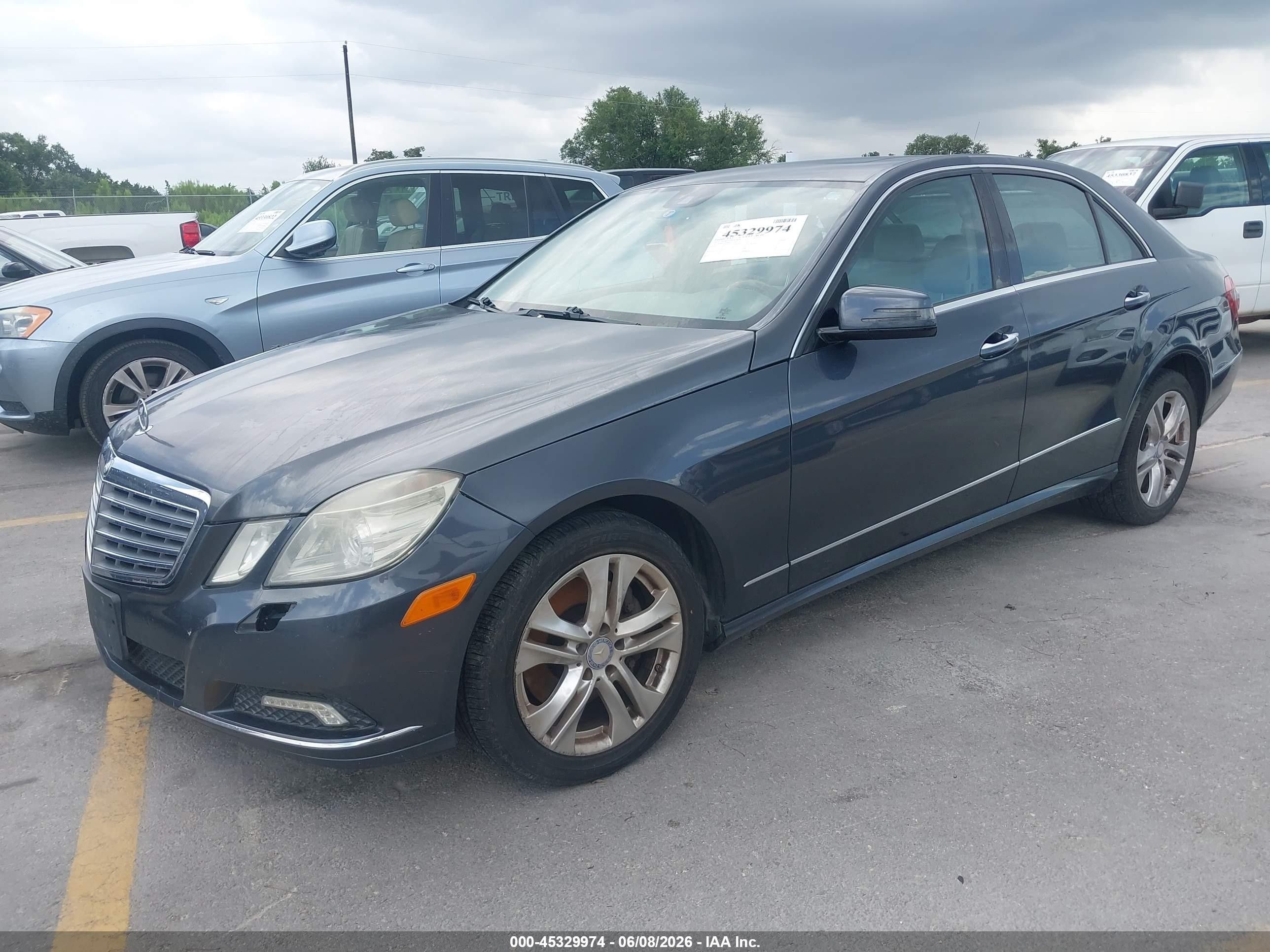 2010 Mercedes-benz E 350 4matic Серый vin: WDDHF8HB8AA104260