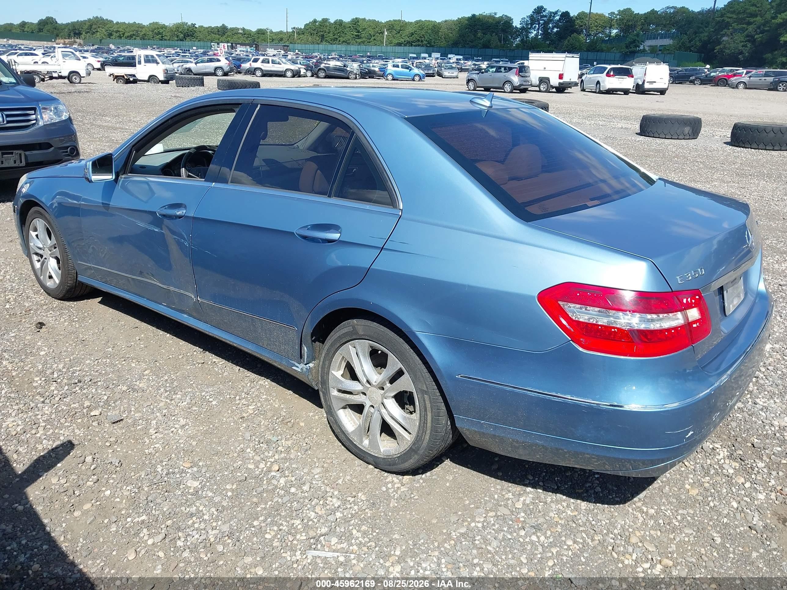 2010 Mercedes-benz E 350 4matic Blue vin: WDDHF8HB8AA106638