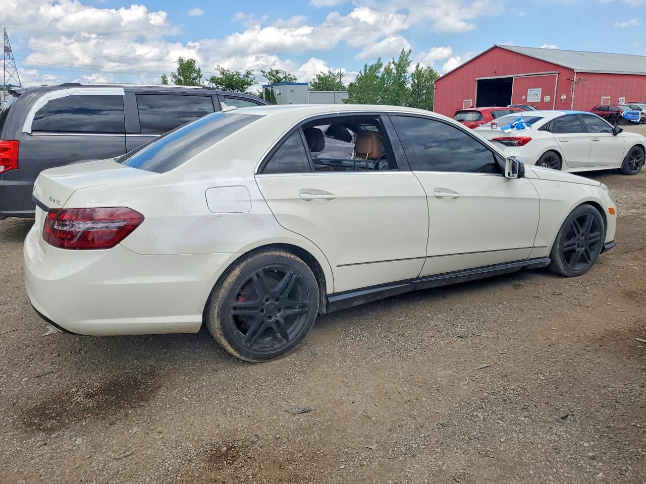 2010 Mercedes-benz E 350 4matic Белый vin: WDDHF8HB8AA125142