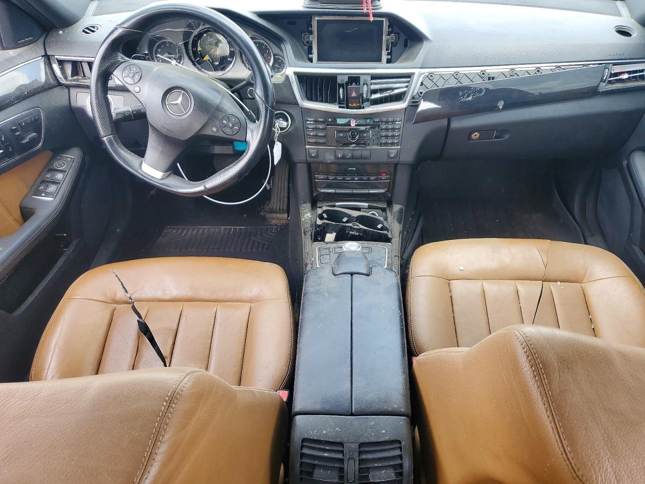 2010 Mercedes-benz E 350 4matic Белый vin: WDDHF8HB8AA125142