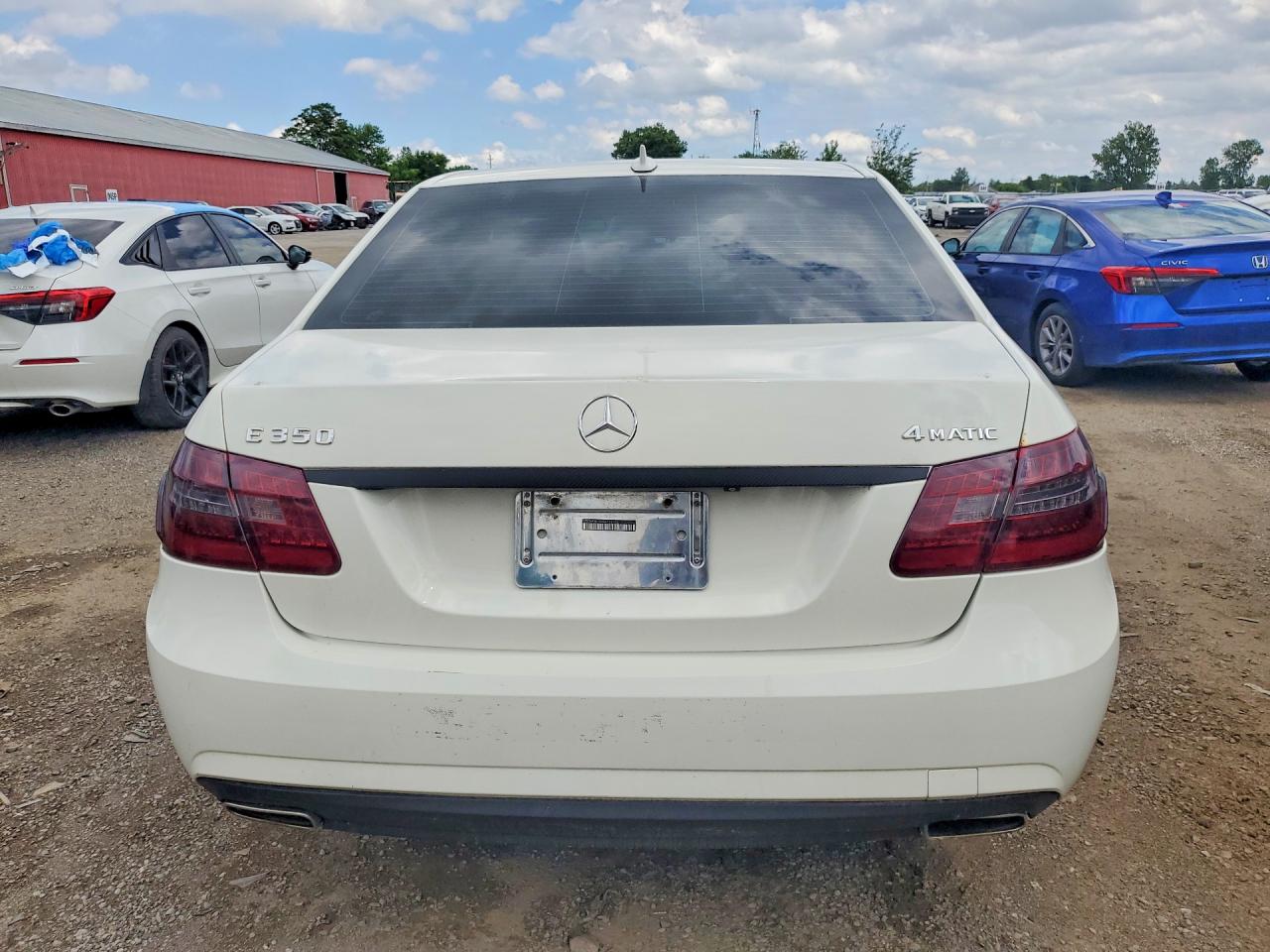 2010 Mercedes-benz E 350 4matic Белый vin: WDDHF8HB8AA125142