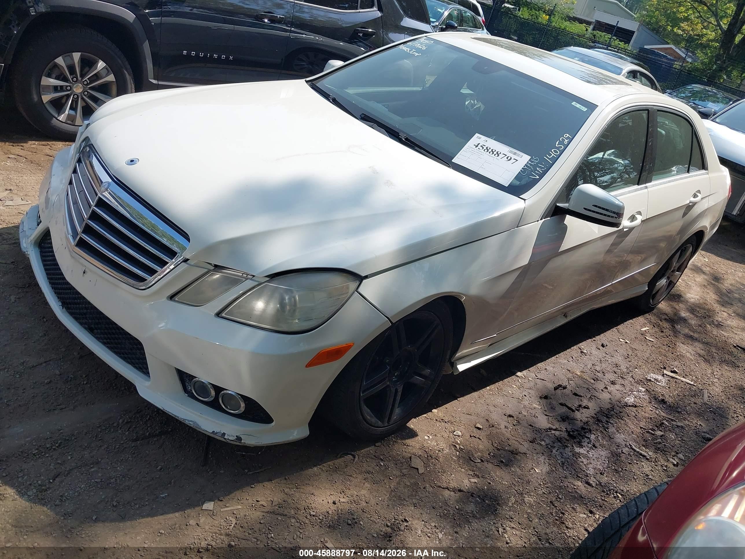 2010 Mercedes-benz E 350 4matic White vin: WDDHF8HB8AA140529