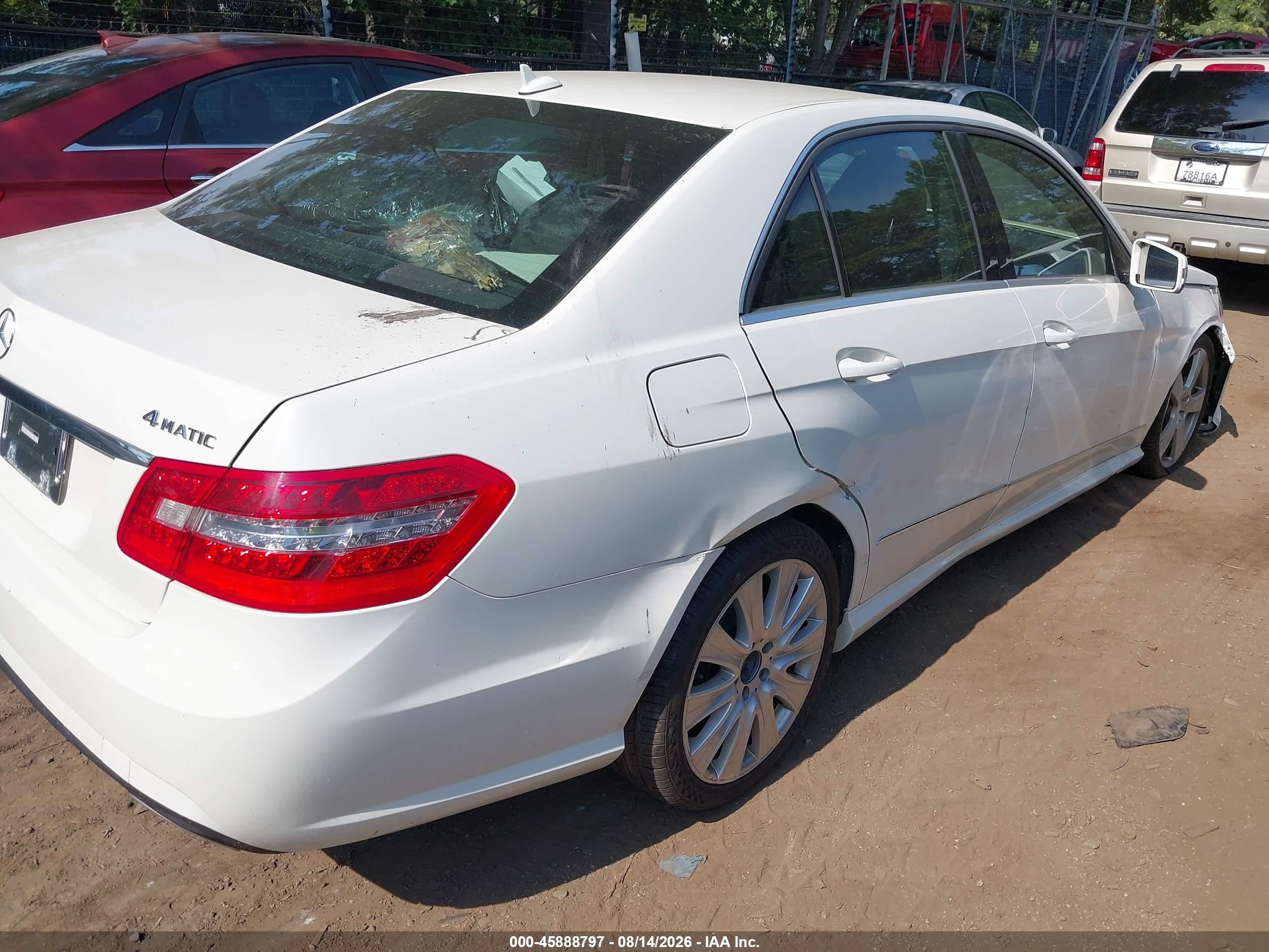 2010 Mercedes-benz E 350 4matic White vin: WDDHF8HB8AA140529