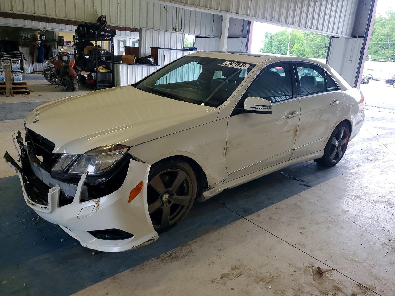 2010 Mercedes-benz E 350 4matic White vin: WDDHF8HB8AA176740
