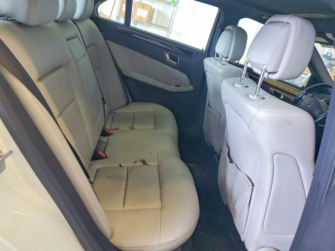 2010 Mercedes-benz E 350 4matic White vin: WDDHF8HB8AA176740