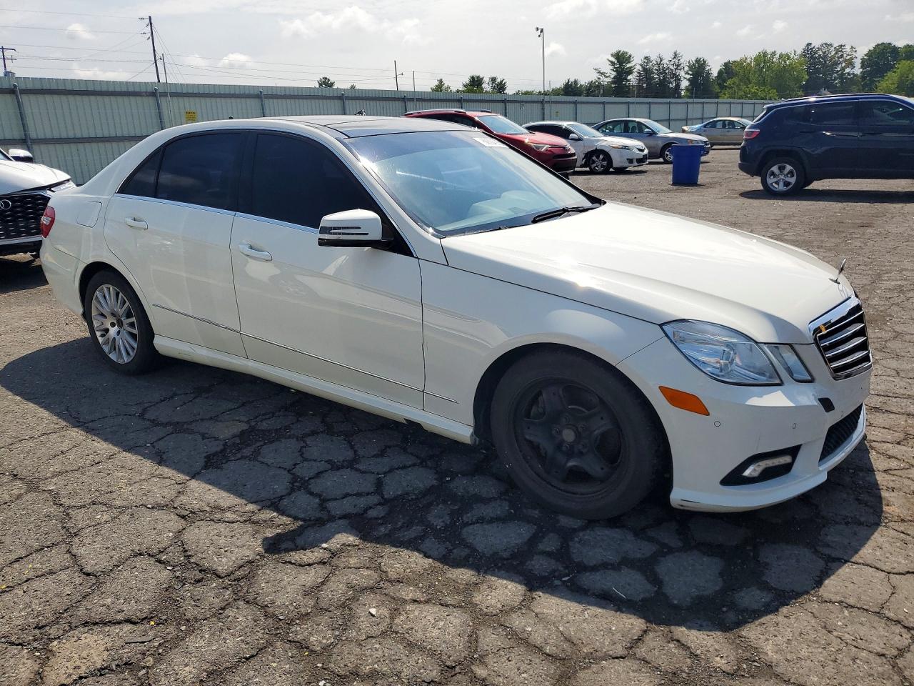 2011 Mercedes-benz E 350 4matic White vin: WDDHF8HB8BA292084