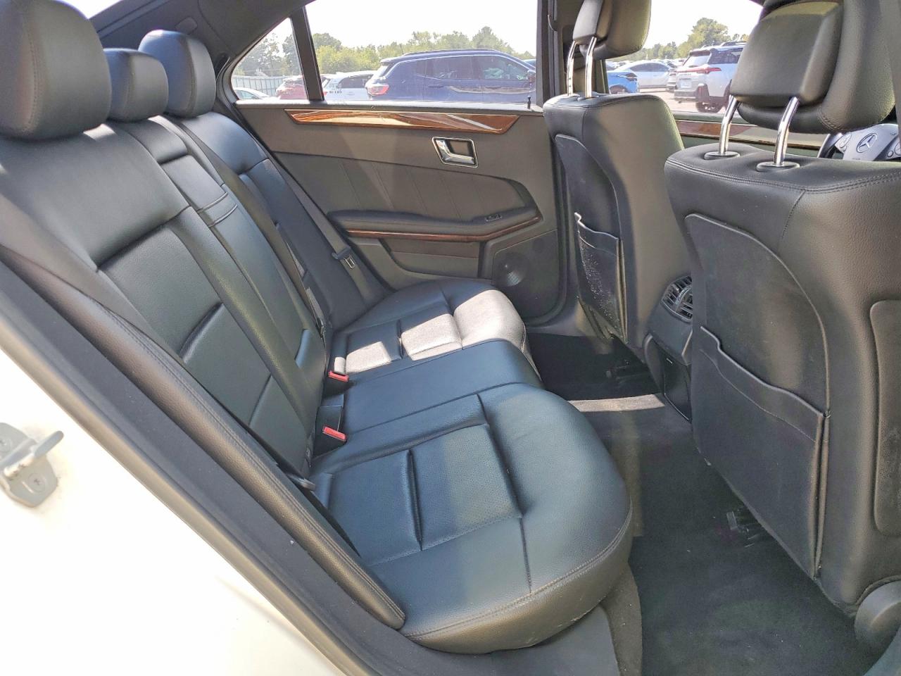 2011 Mercedes-benz E 350 4matic White vin: WDDHF8HB8BA292084
