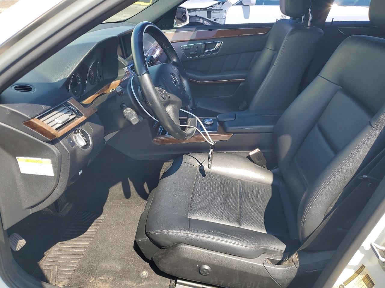 2011 Mercedes-benz E 350 4matic White vin: WDDHF8HB8BA292084