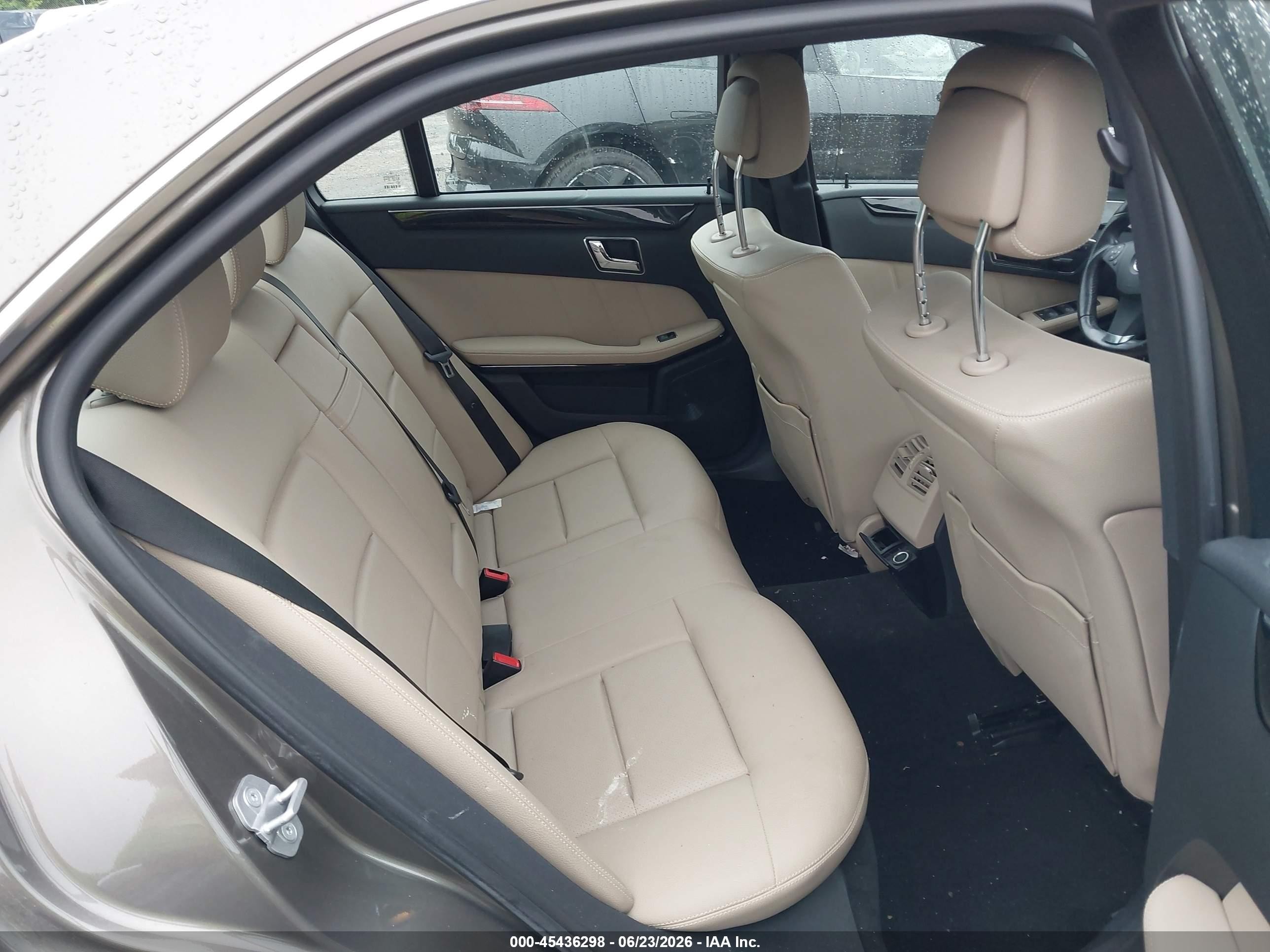2011 Mercedes-benz E 350 4matic Black vin: WDDHF8HB8BA368578