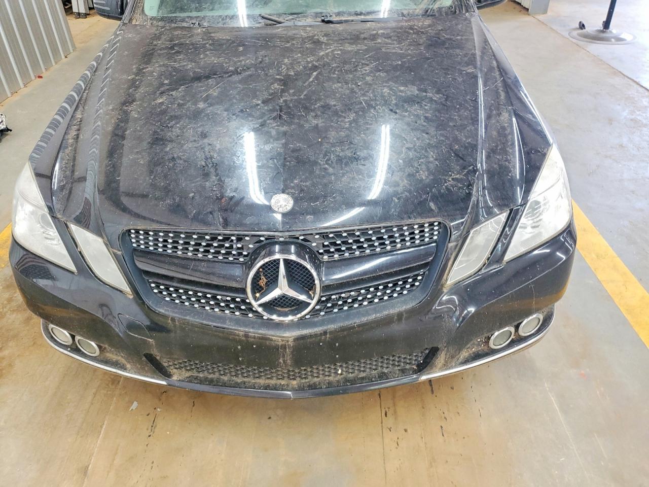 2011 Mercedes-benz E 350 4matic Black vin: WDDHF8HB8BA413132