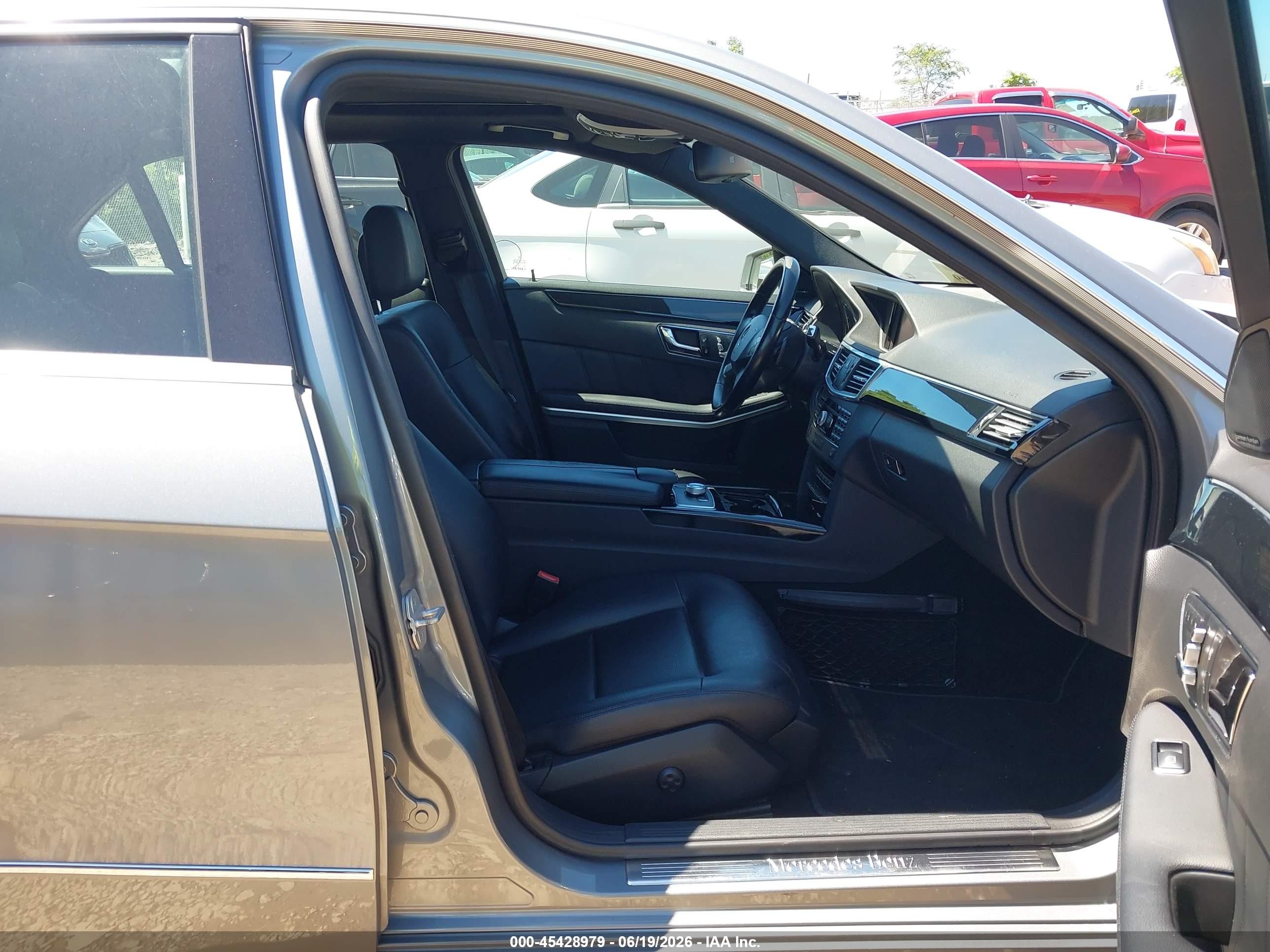 2011 Mercedes-benz E 350 4matic Silver vin: WDDHF8HB8BA442789