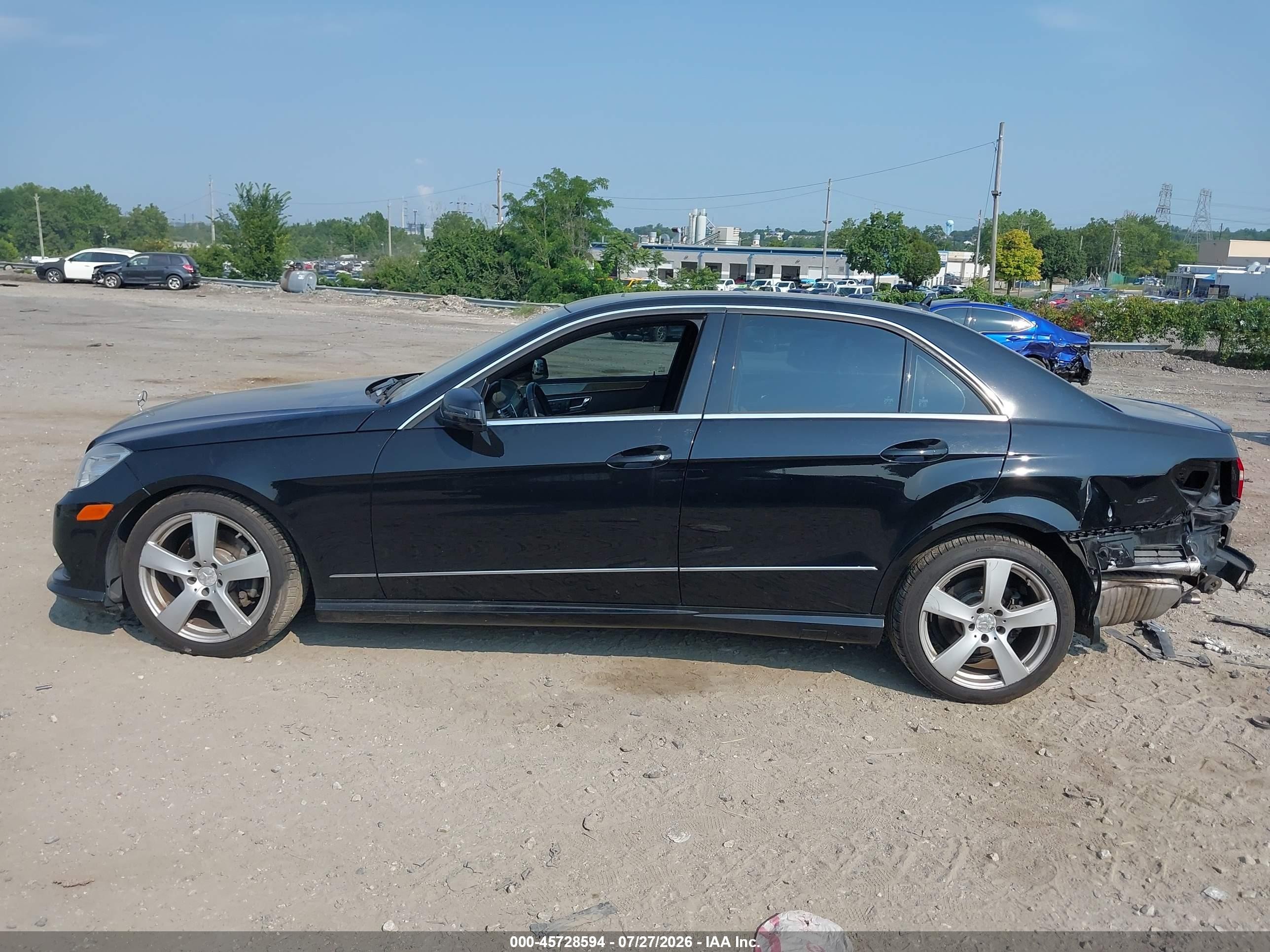 2011 Mercedes-benz E 350 4matic Черный vin: WDDHF8HB8BA444820