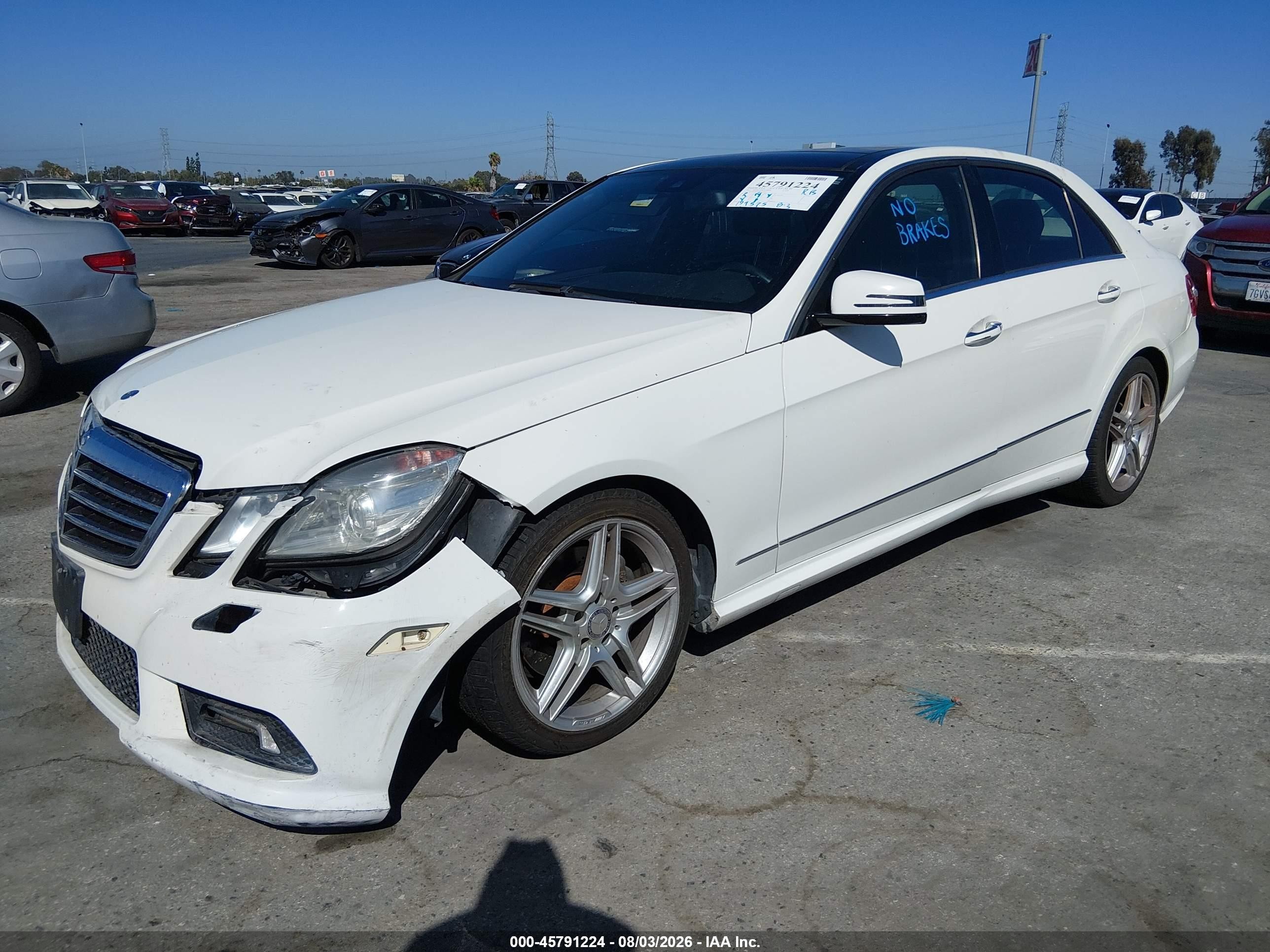 2011 Mercedes-benz E 350 4matic White vin: WDDHF8HB8BA472911