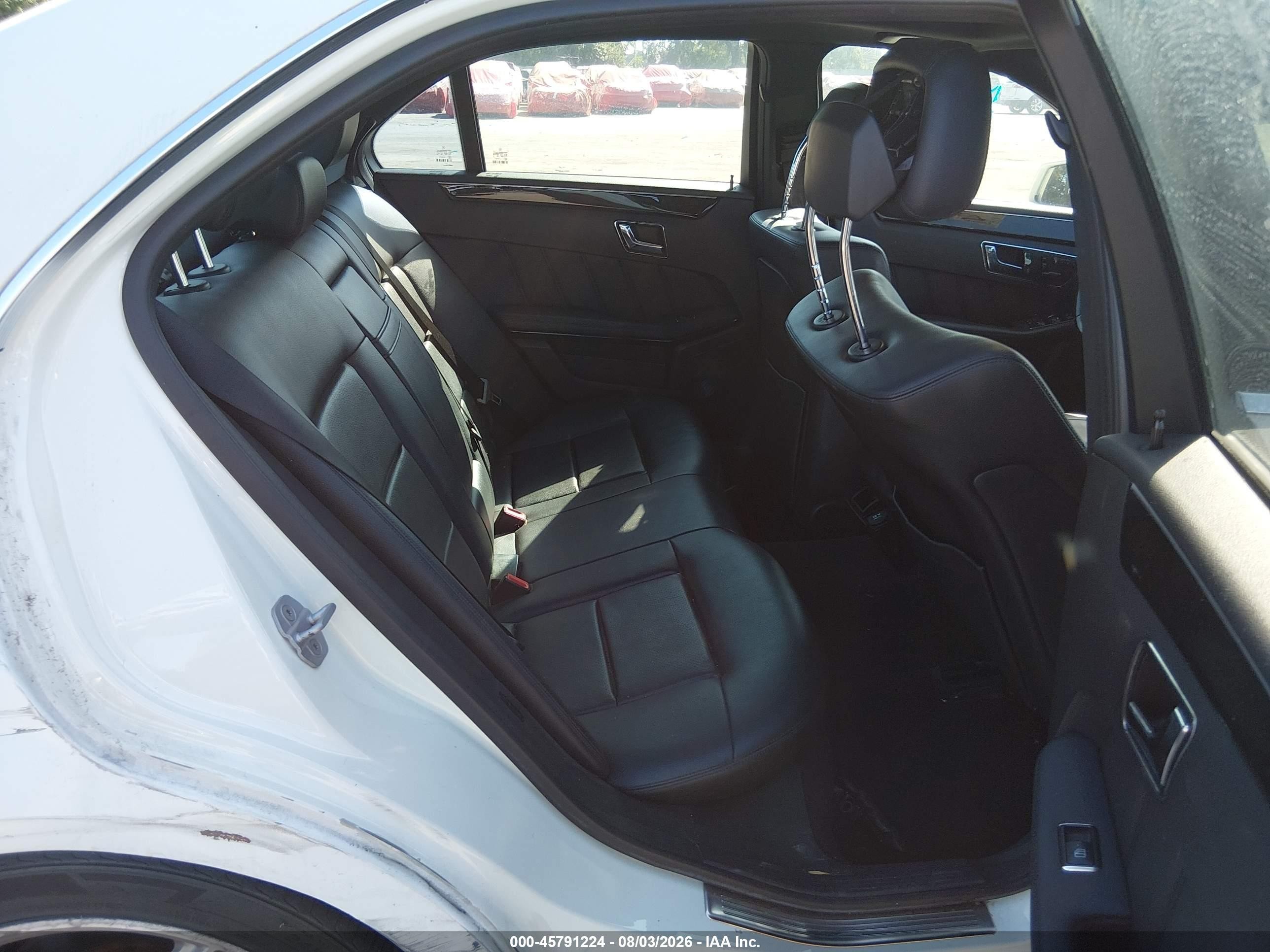 2011 Mercedes-benz E 350 4matic White vin: WDDHF8HB8BA472911