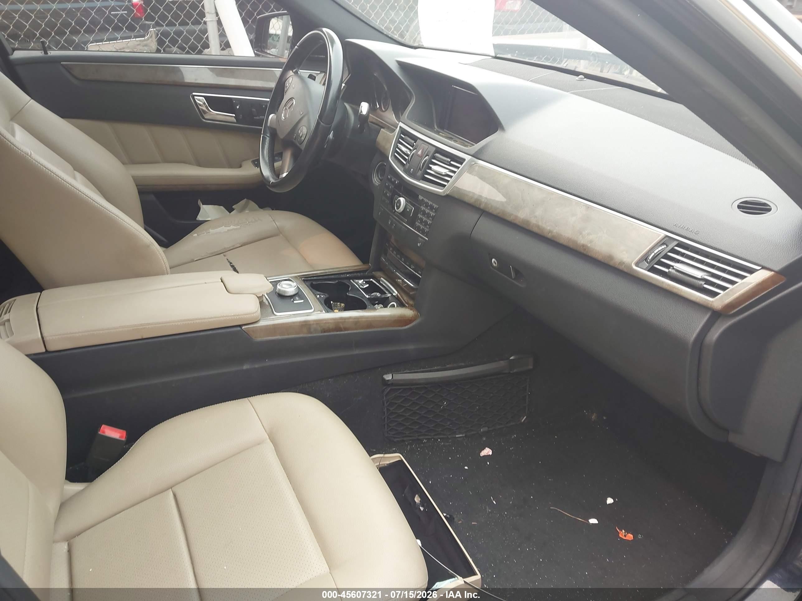 2010 Mercedes-benz E 350 4matic Blue vin: WDDHF8HB9AA059796