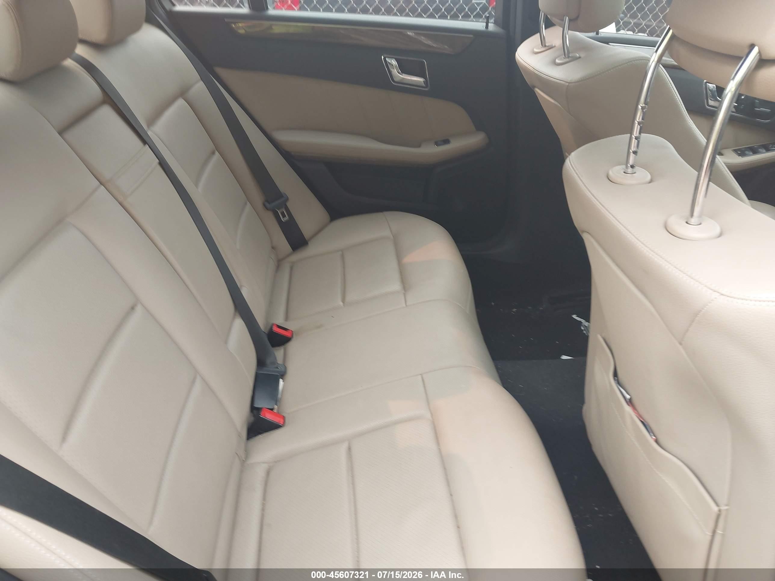 2010 Mercedes-benz E 350 4matic Blue vin: WDDHF8HB9AA059796