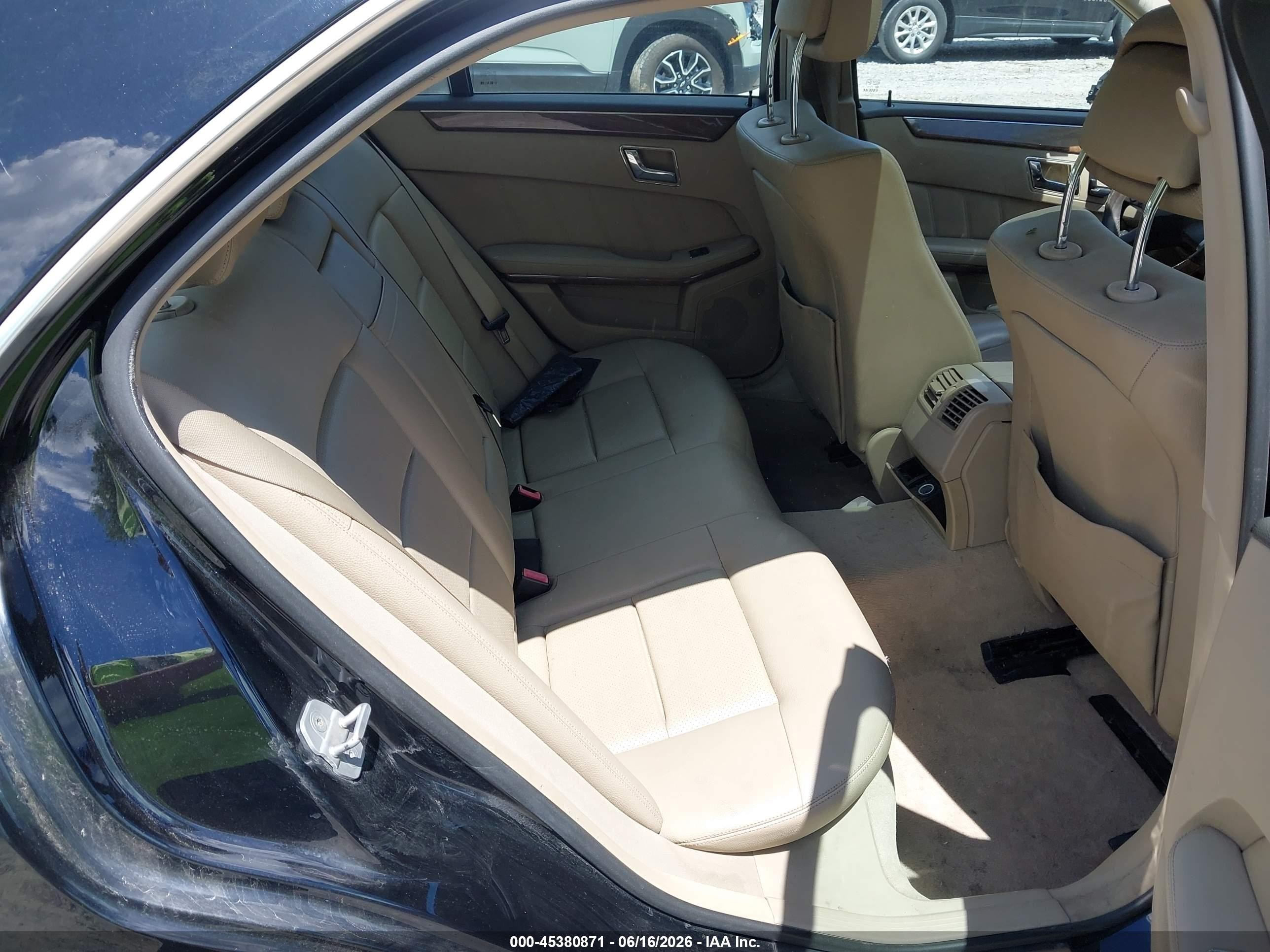 2010 Mercedes-benz E 350 4matic Black vin: WDDHF8HB9AA208367
