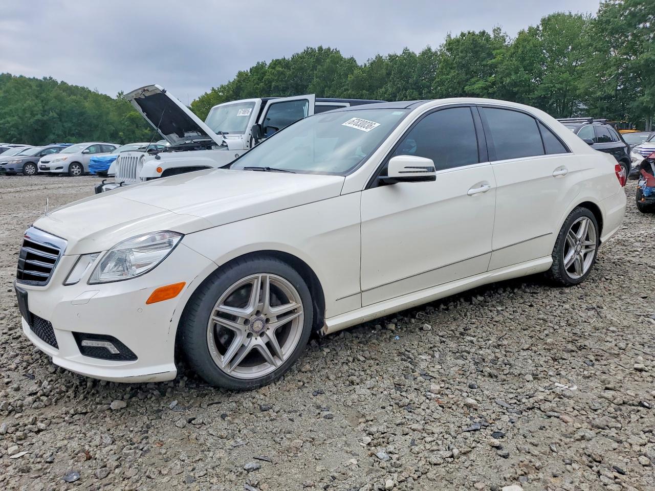 2011 Mercedes-benz E 350 4matic White vin: WDDHF8HB9BA416458
