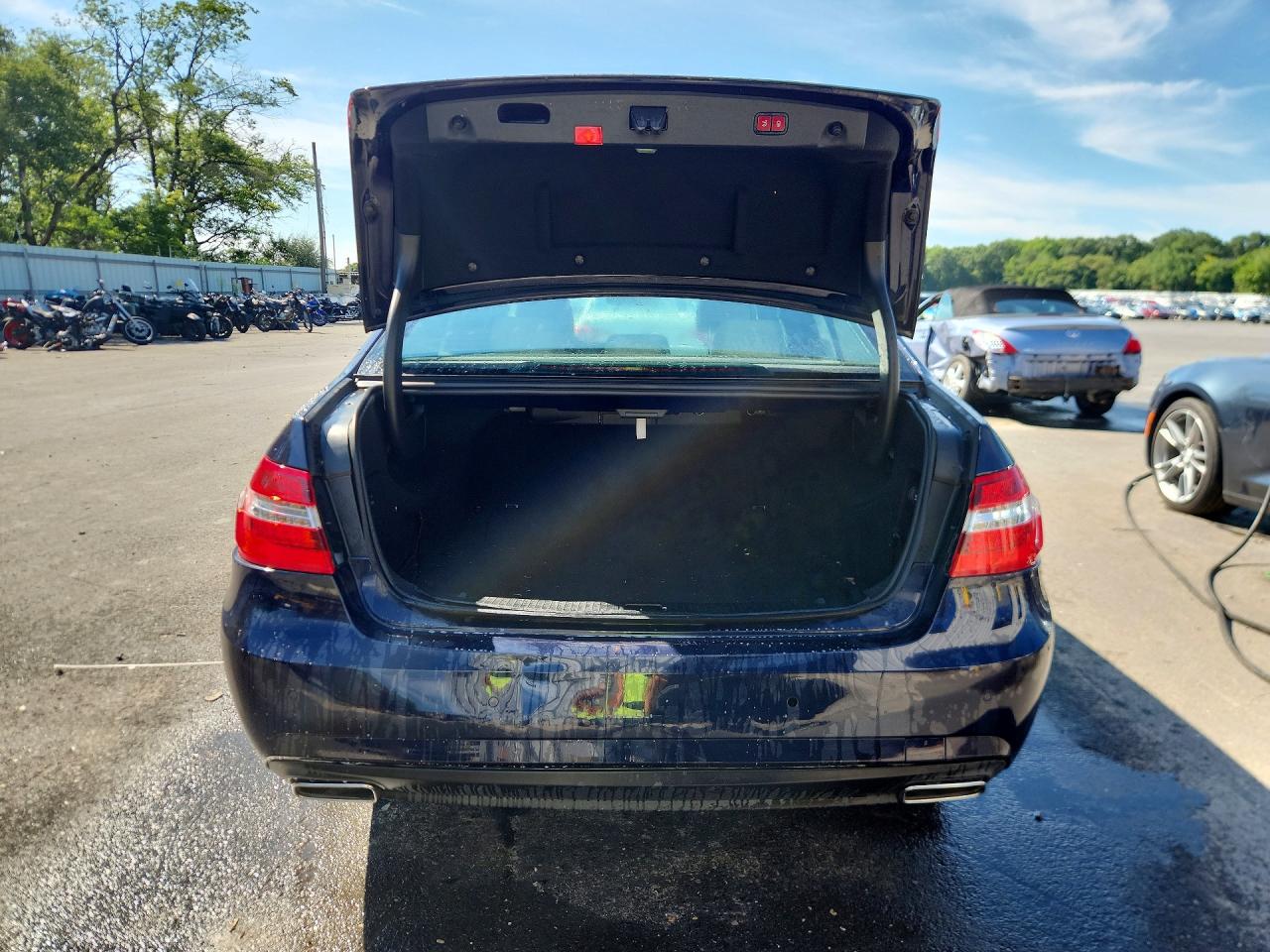 2011 Mercedes-benz E 350 4matic Синий vin: WDDHF8HB9BA427301