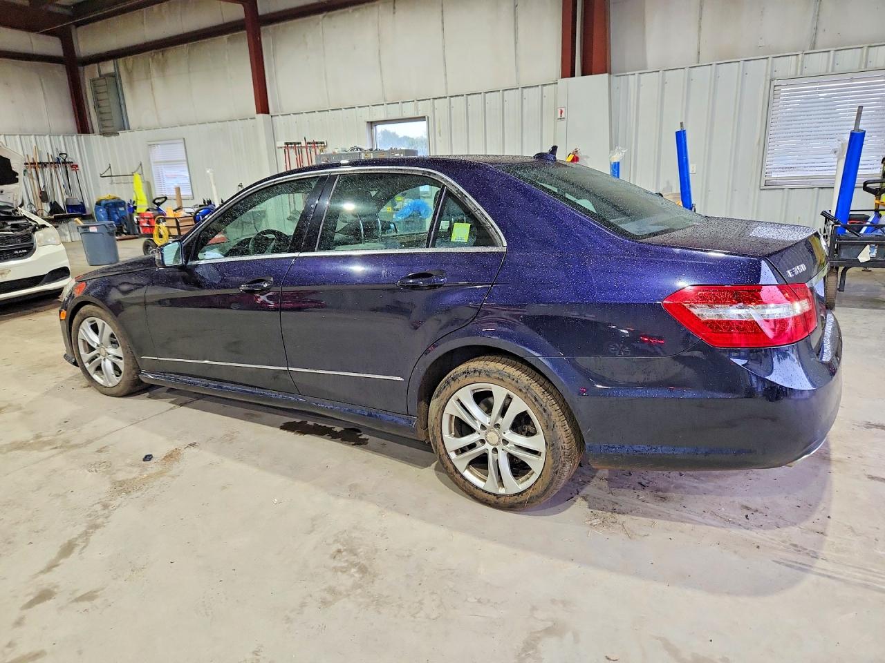 2011 Mercedes-benz E 350 4matic Blue vin: WDDHF8HB9BA437536