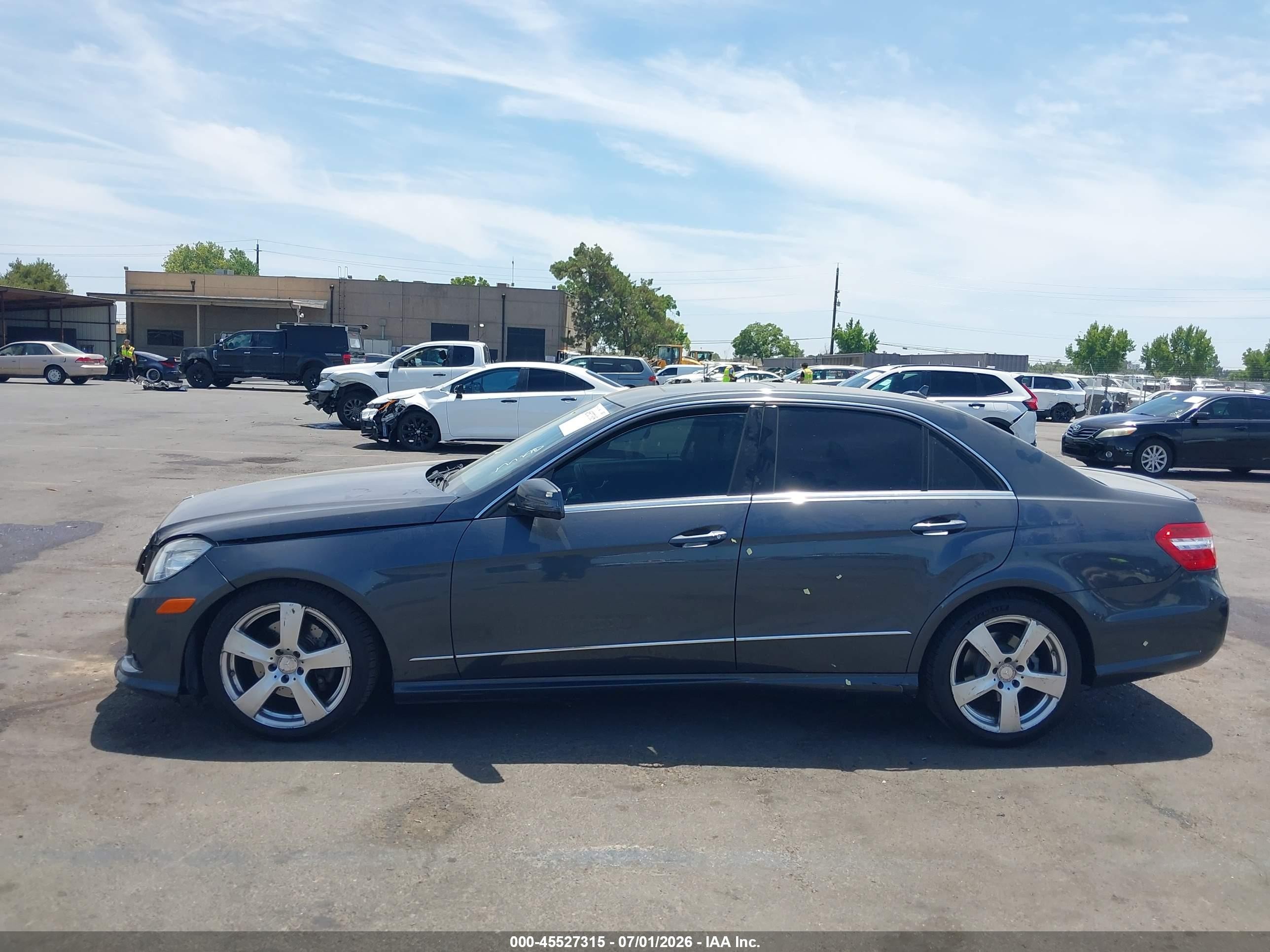 2011 Mercedes-benz E 350 4matic Gray vin: WDDHF8HB9BA443045