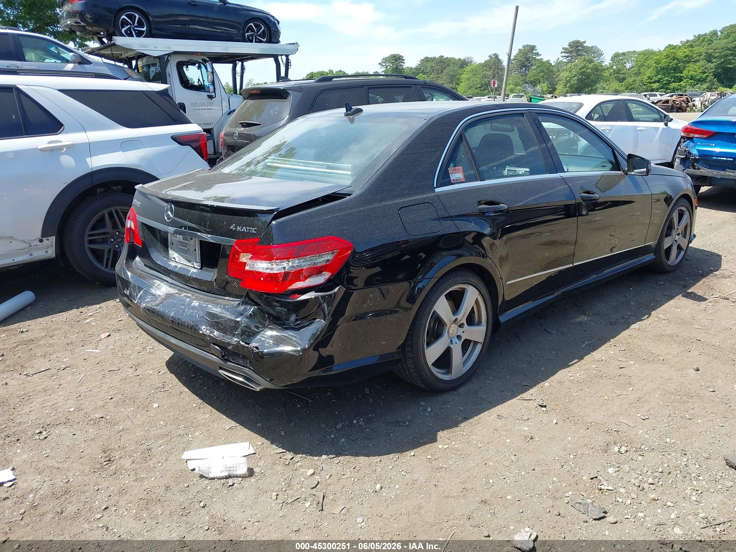 2011 Mercedes-benz E 350 4matic Черный vin: WDDHF8HB9BA457141