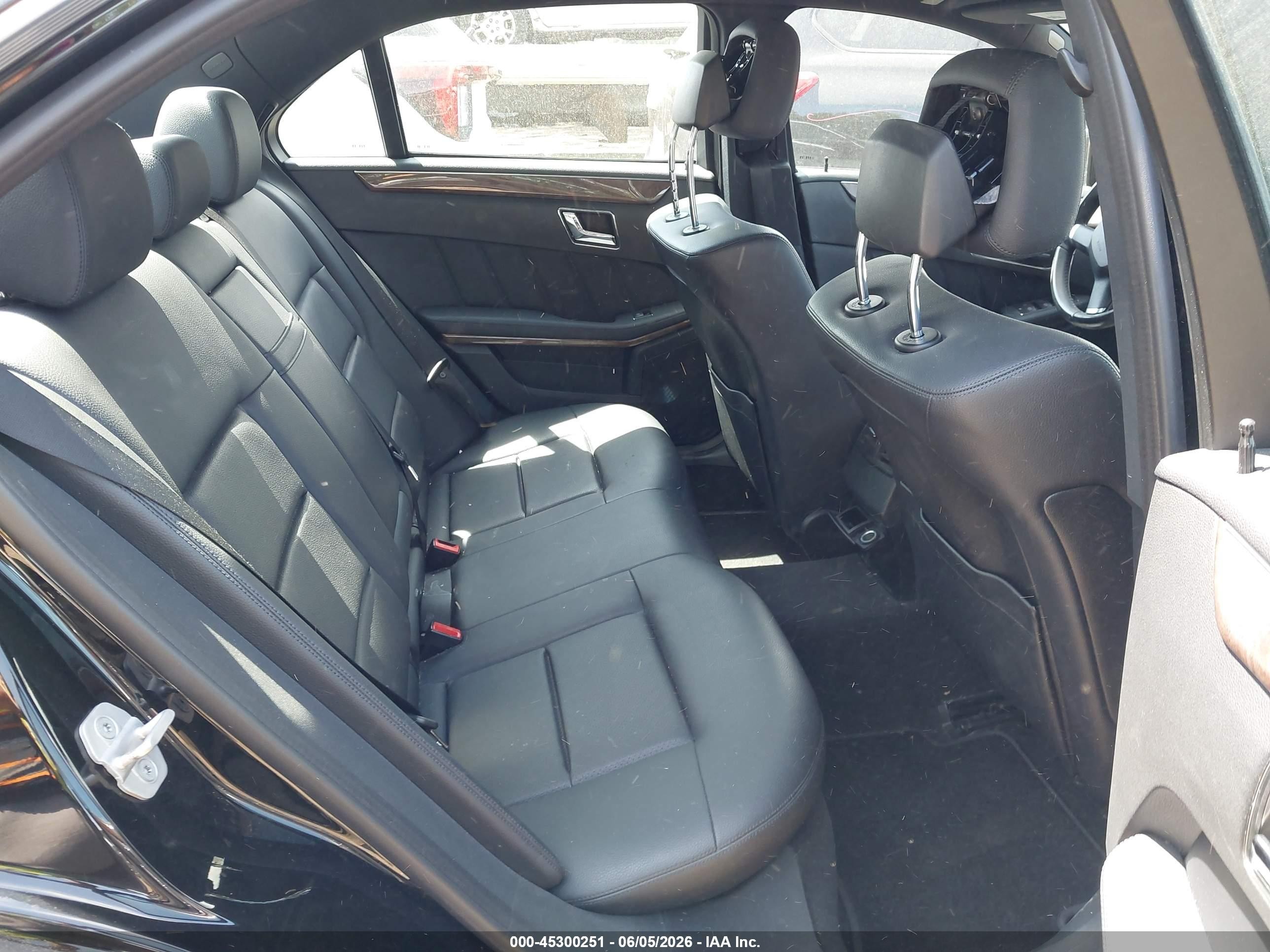 2011 Mercedes-benz E 350 4matic Черный vin: WDDHF8HB9BA457141