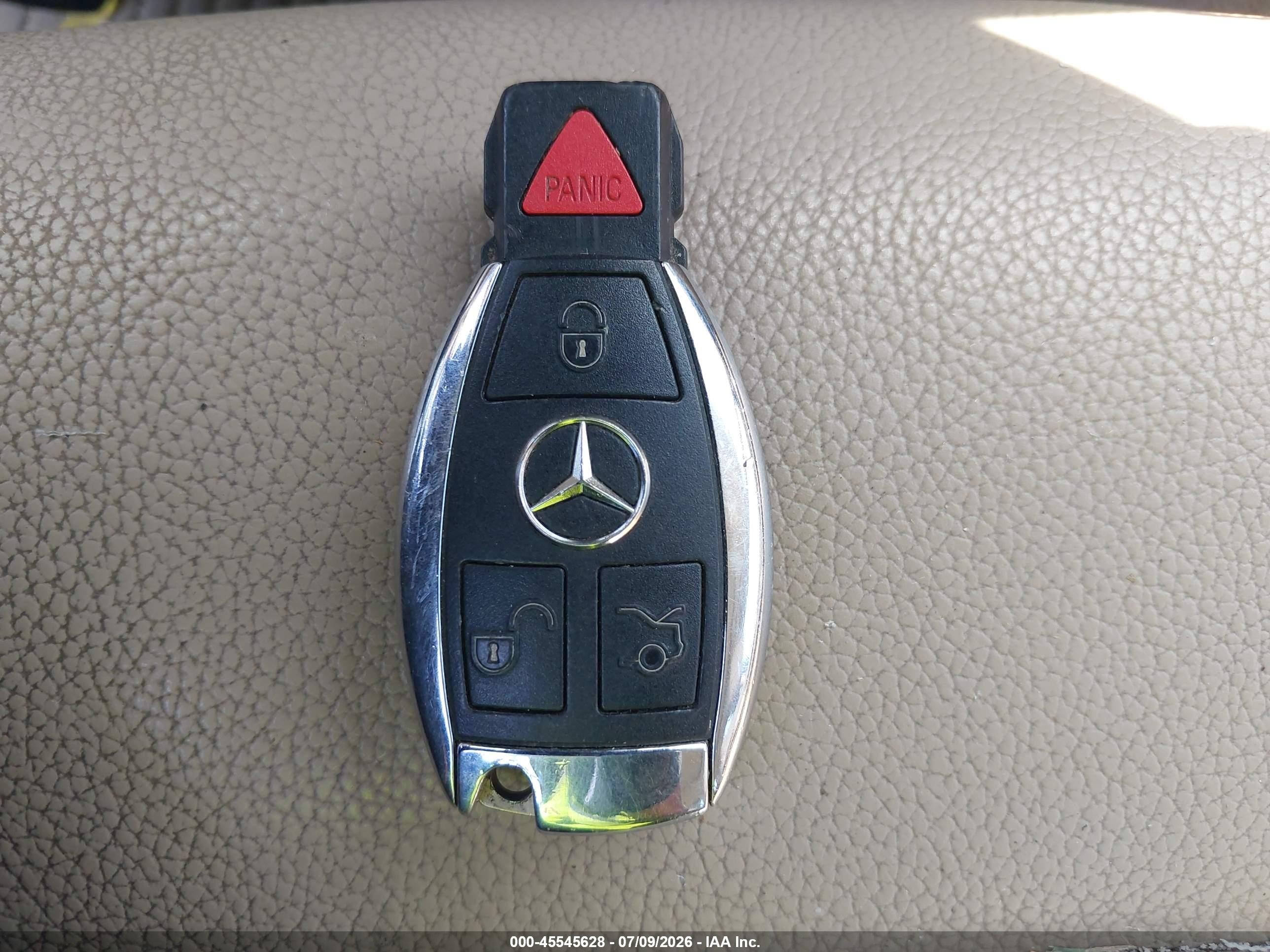 2011 Mercedes-benz E 350 4matic White vin: WDDHF8HB9BA466986
