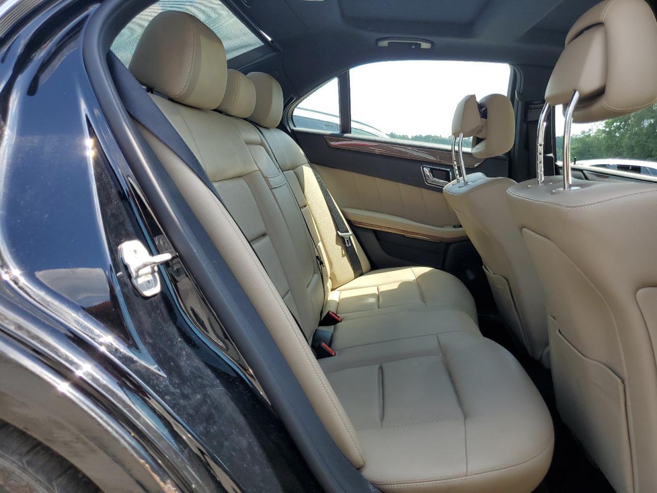 2011 Mercedes-benz E 350 4matic Черный vin: WDDHF8HB9BA483898