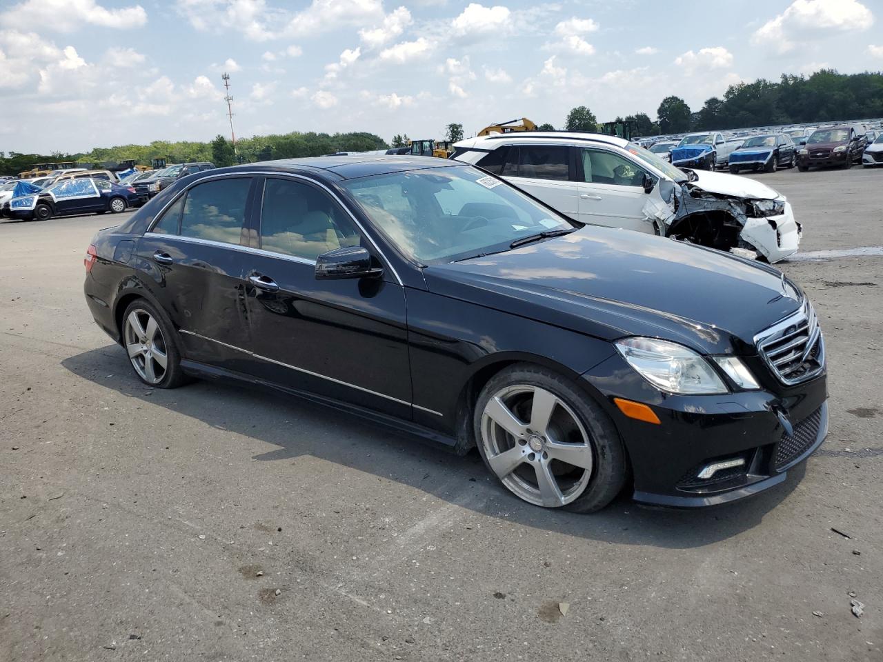 2011 Mercedes-benz E 350 4matic Черный vin: WDDHF8HB9BA483898