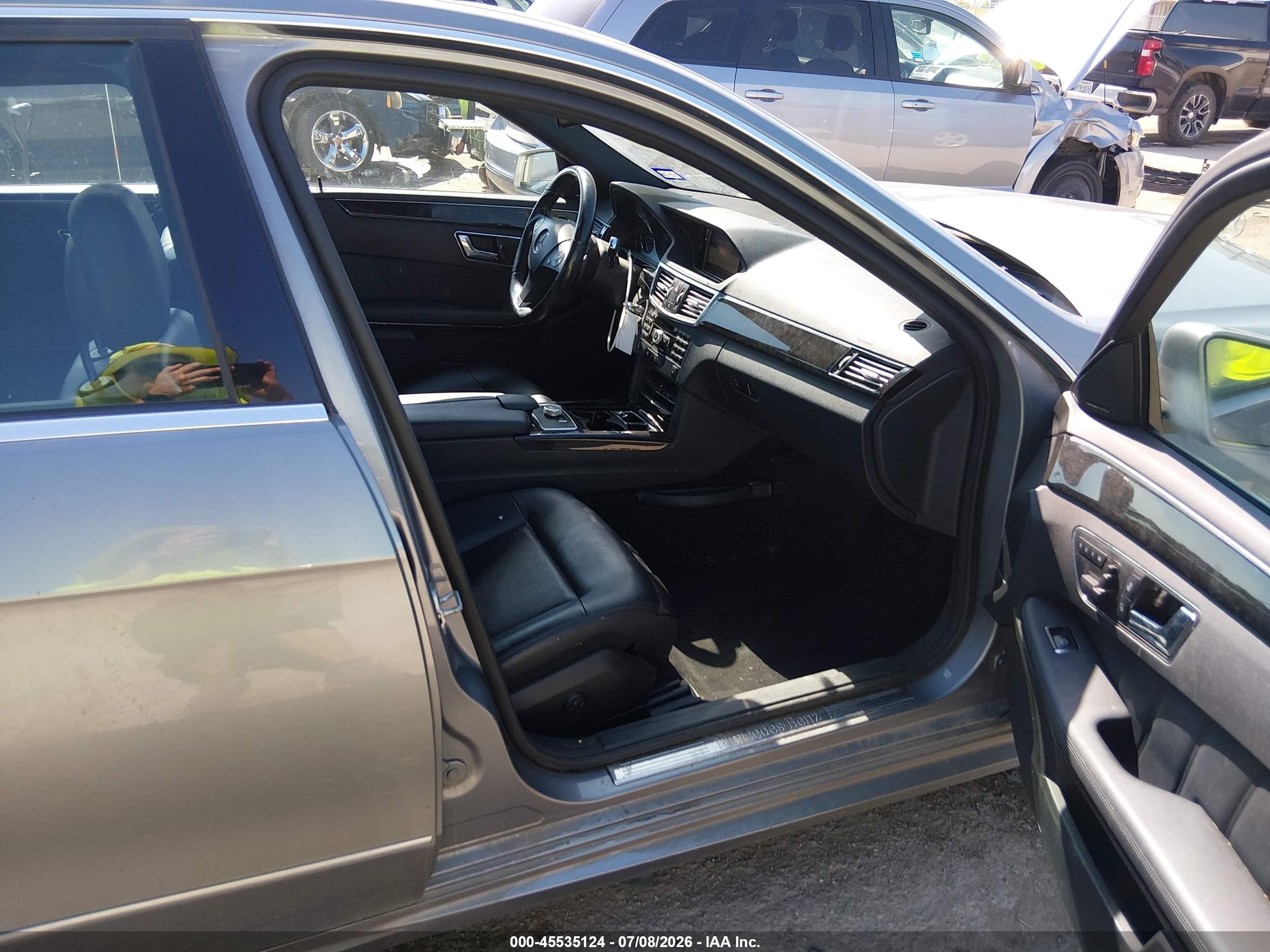 2010 Mercedes-benz E 350 4matic Silver vin: WDDHF8HBXAA128110