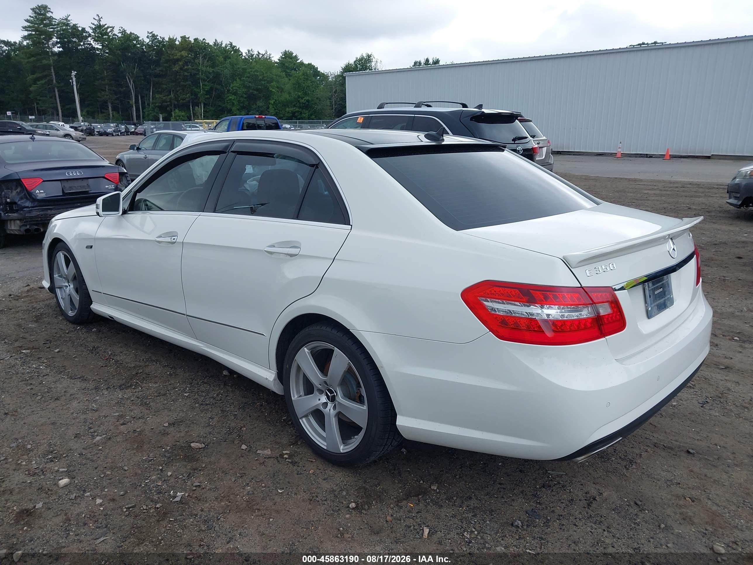 2010 Mercedes-benz E 350 4matic White vin: WDDHF8HBXAA137938